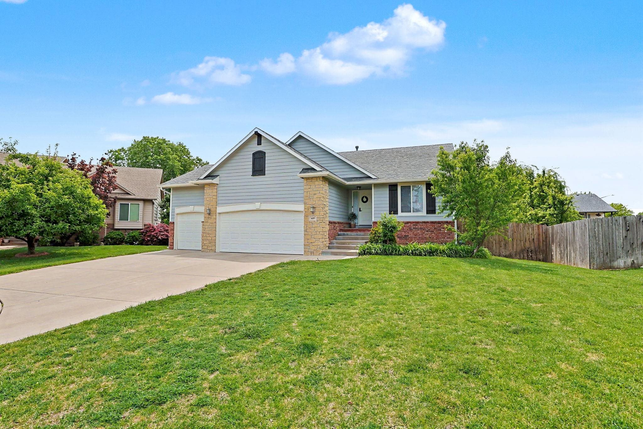 605 W Point Circle Andover KS 67002