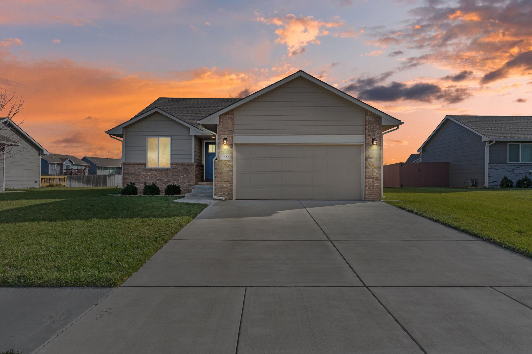 1622 N Thoroughbred Street Wichita KS 67235