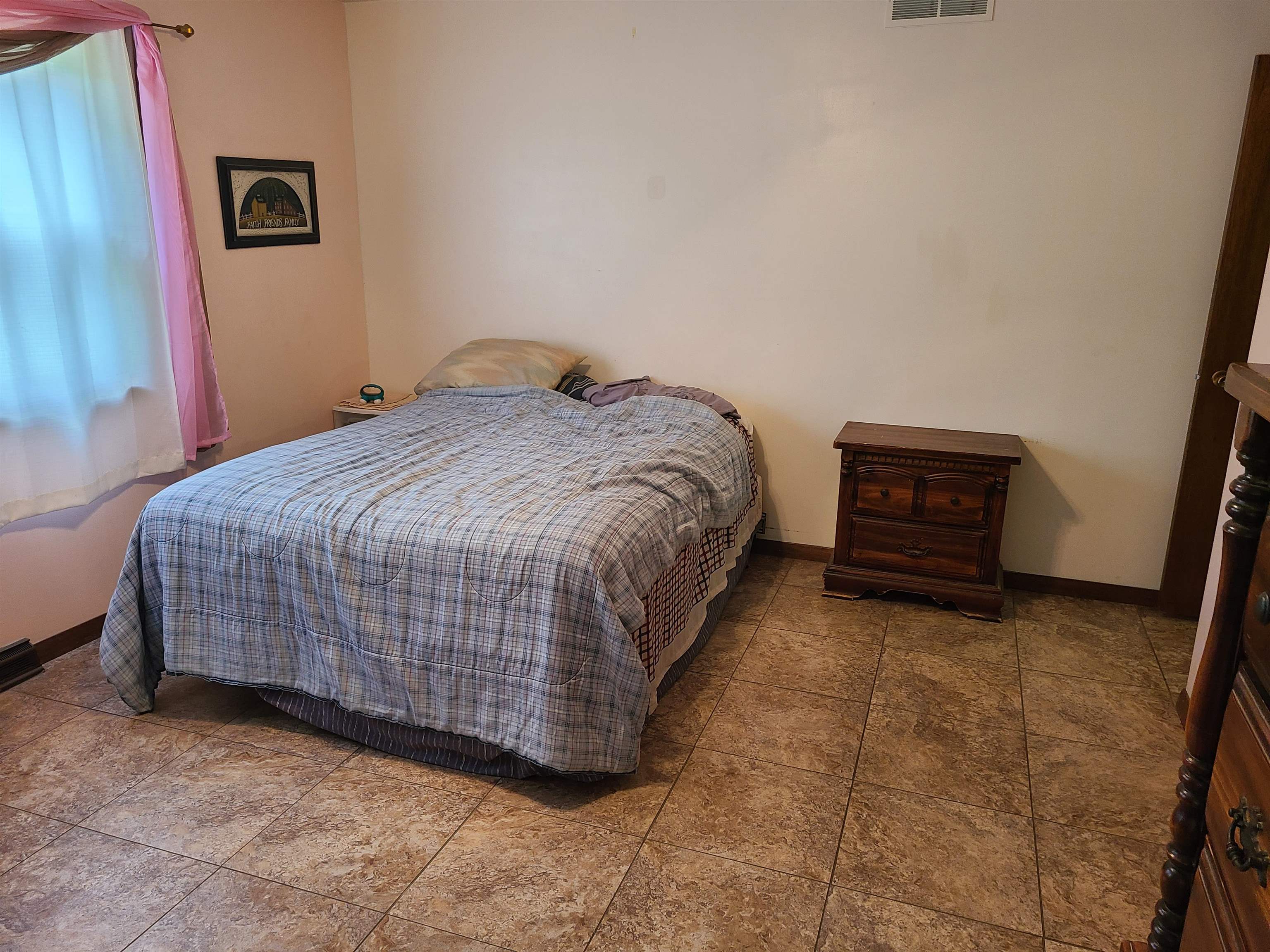 509 N Greenwood Severy KS 67137