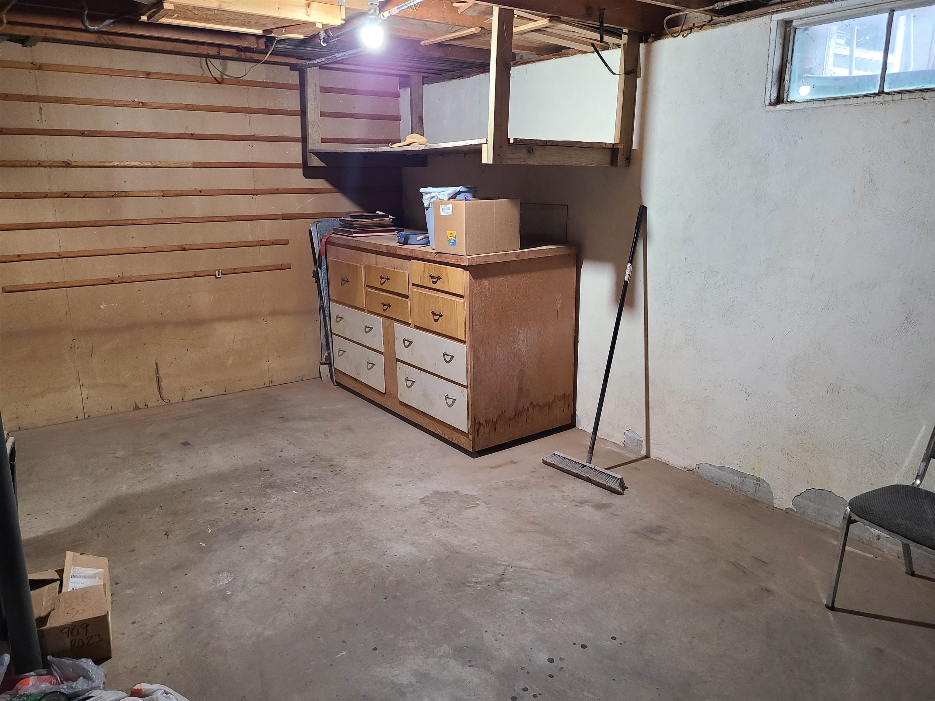 509 N Greenwood Severy KS 67137