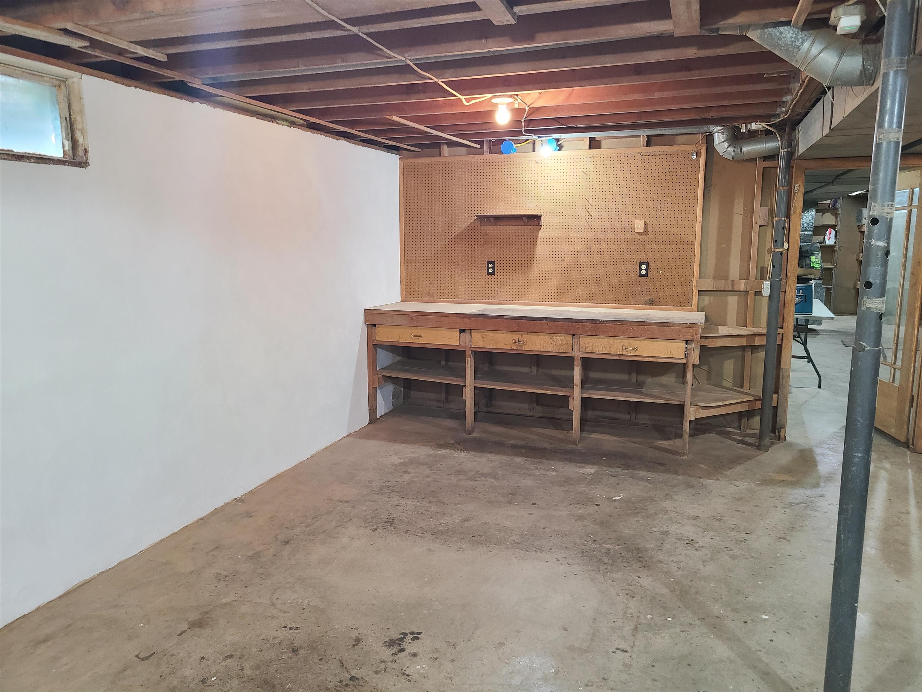 509 N Greenwood Severy KS 67137