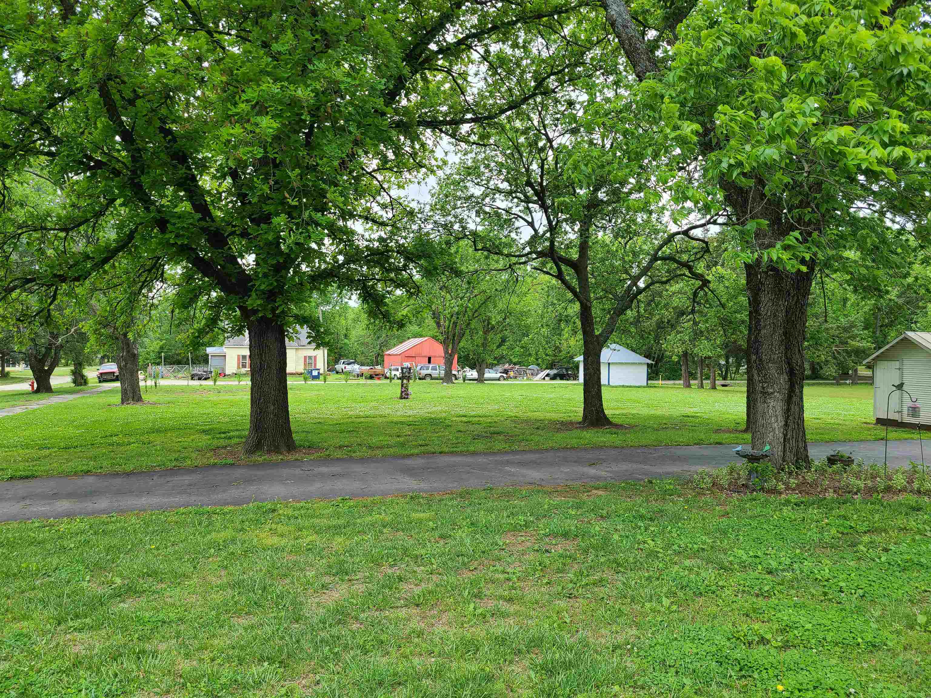 509 N Greenwood Severy KS 67137