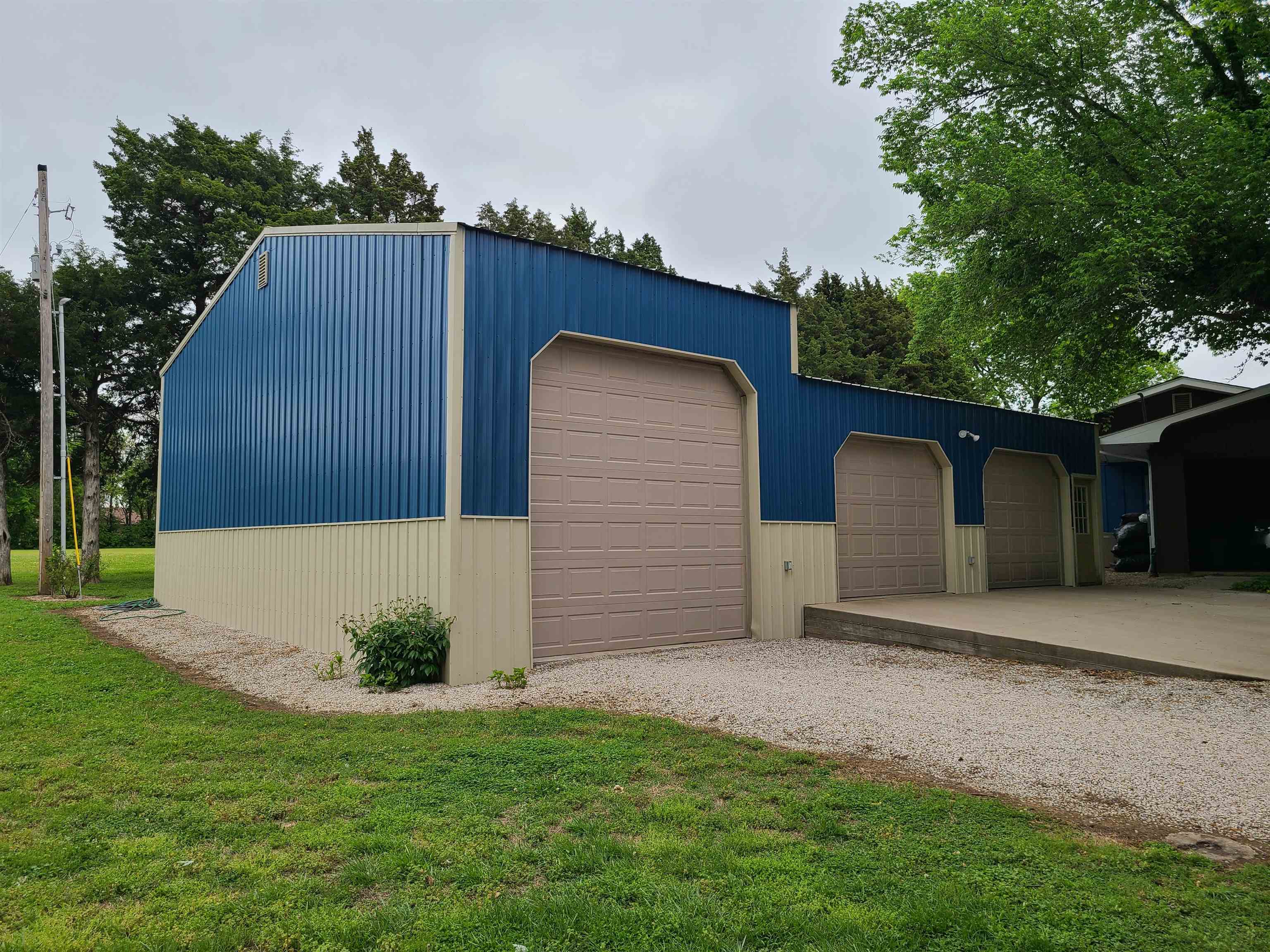 509 N Greenwood Severy KS 67137