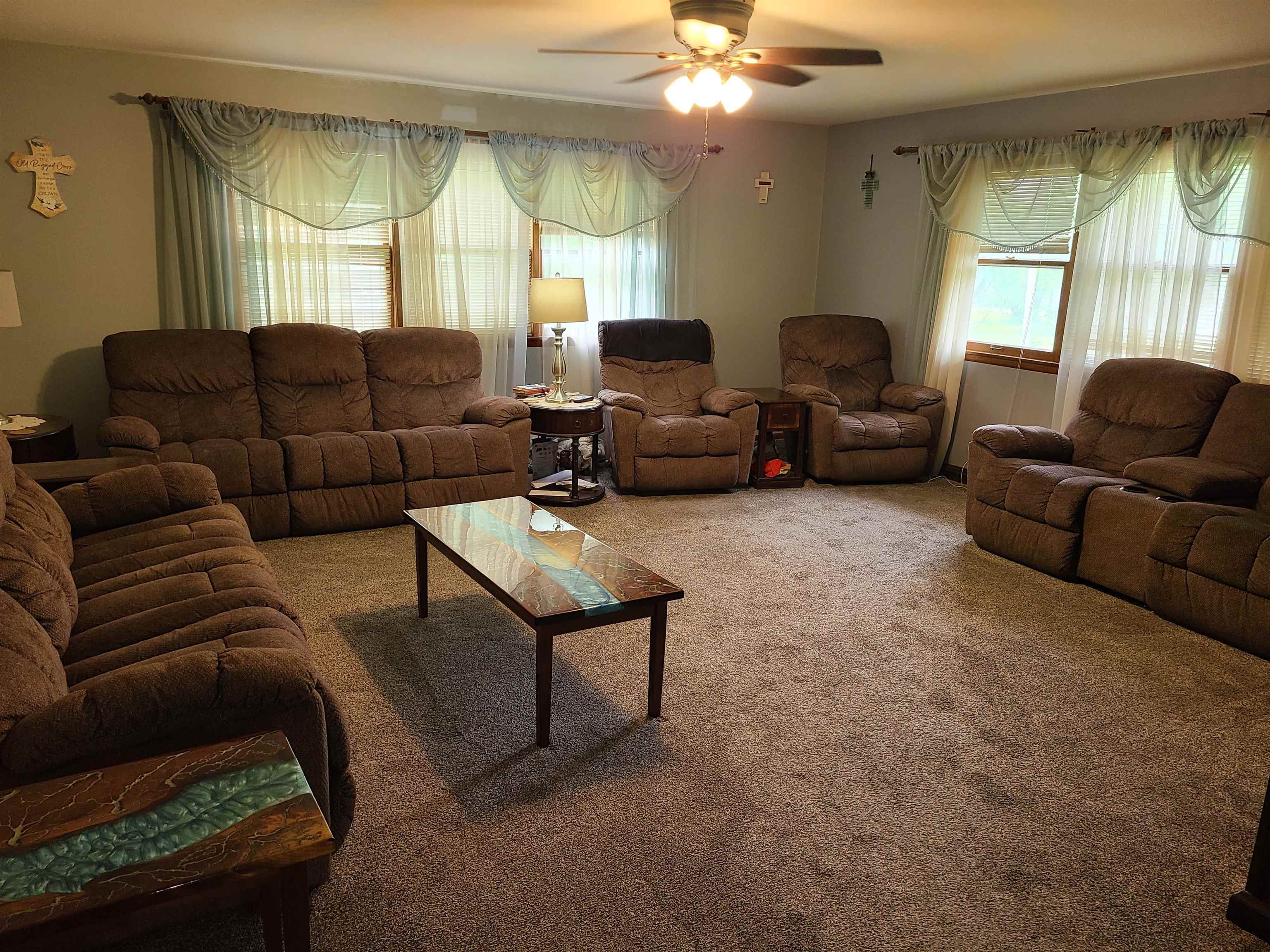 509 N Greenwood Severy KS 67137