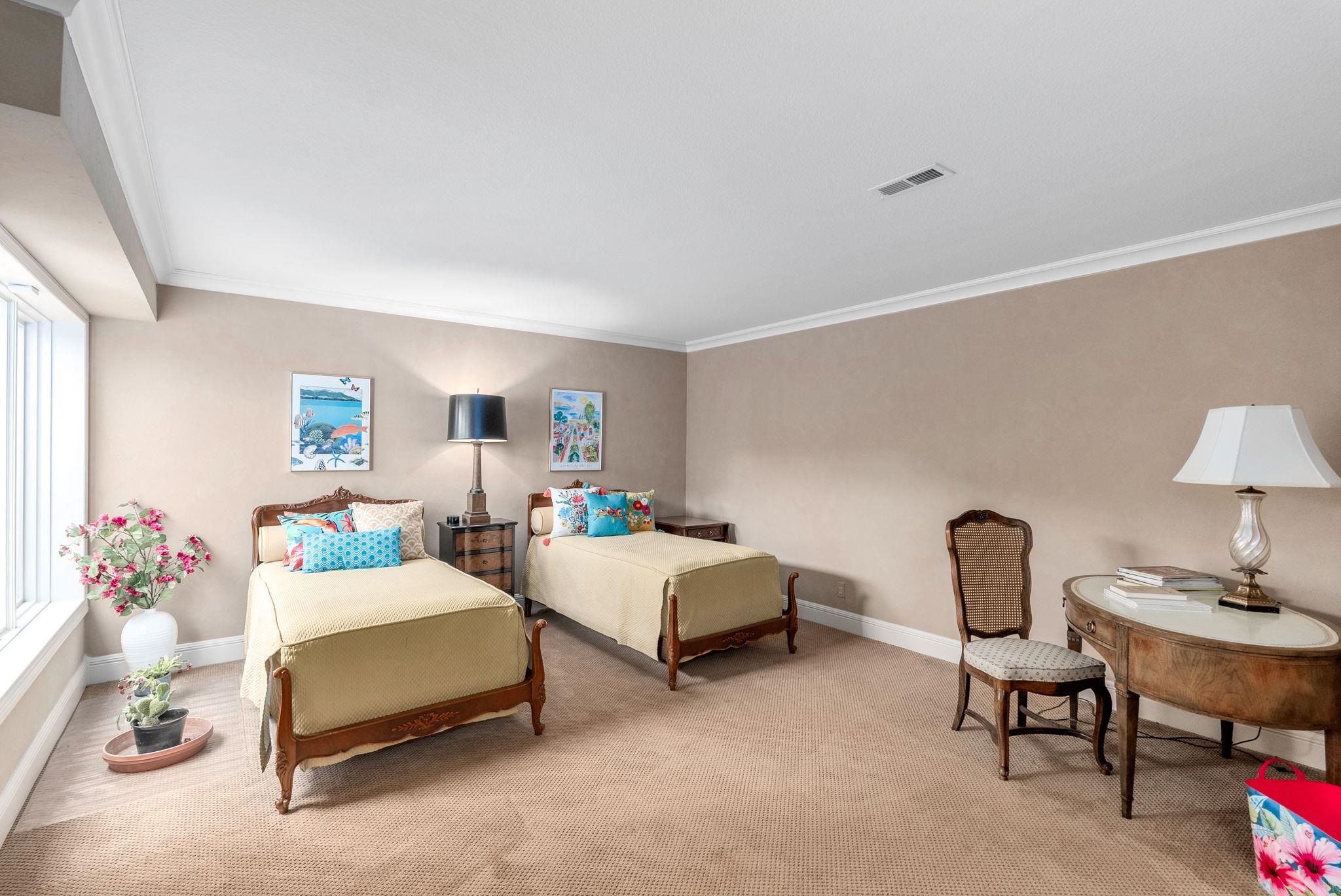 9120 E Autumn Chase Street Wichita KS 67206