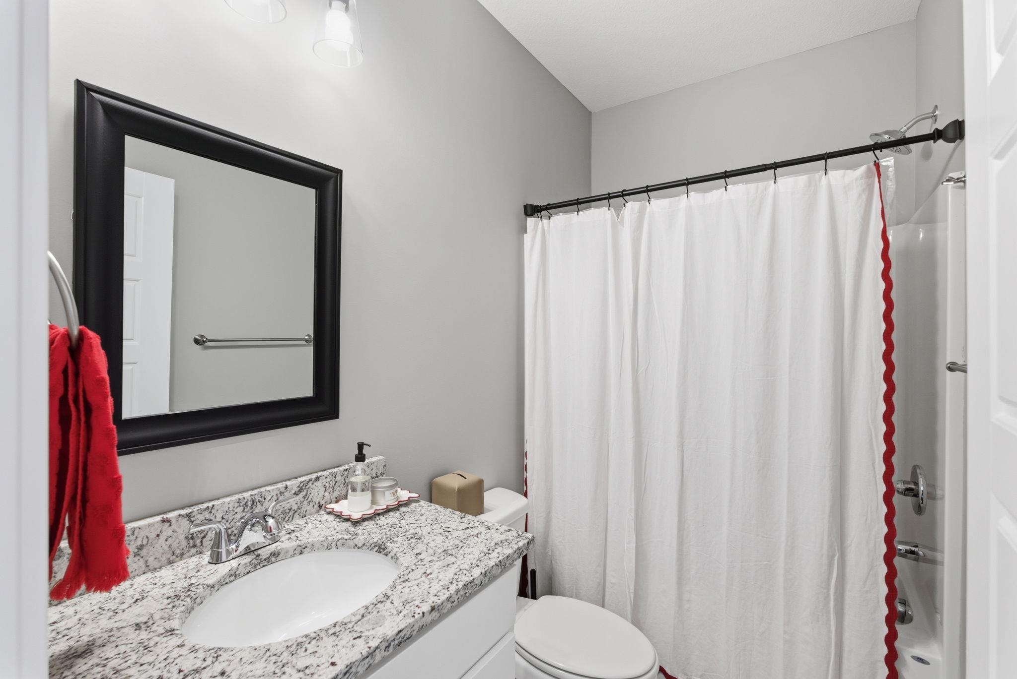 5530 S Victoria Court Wichita KS 67216
