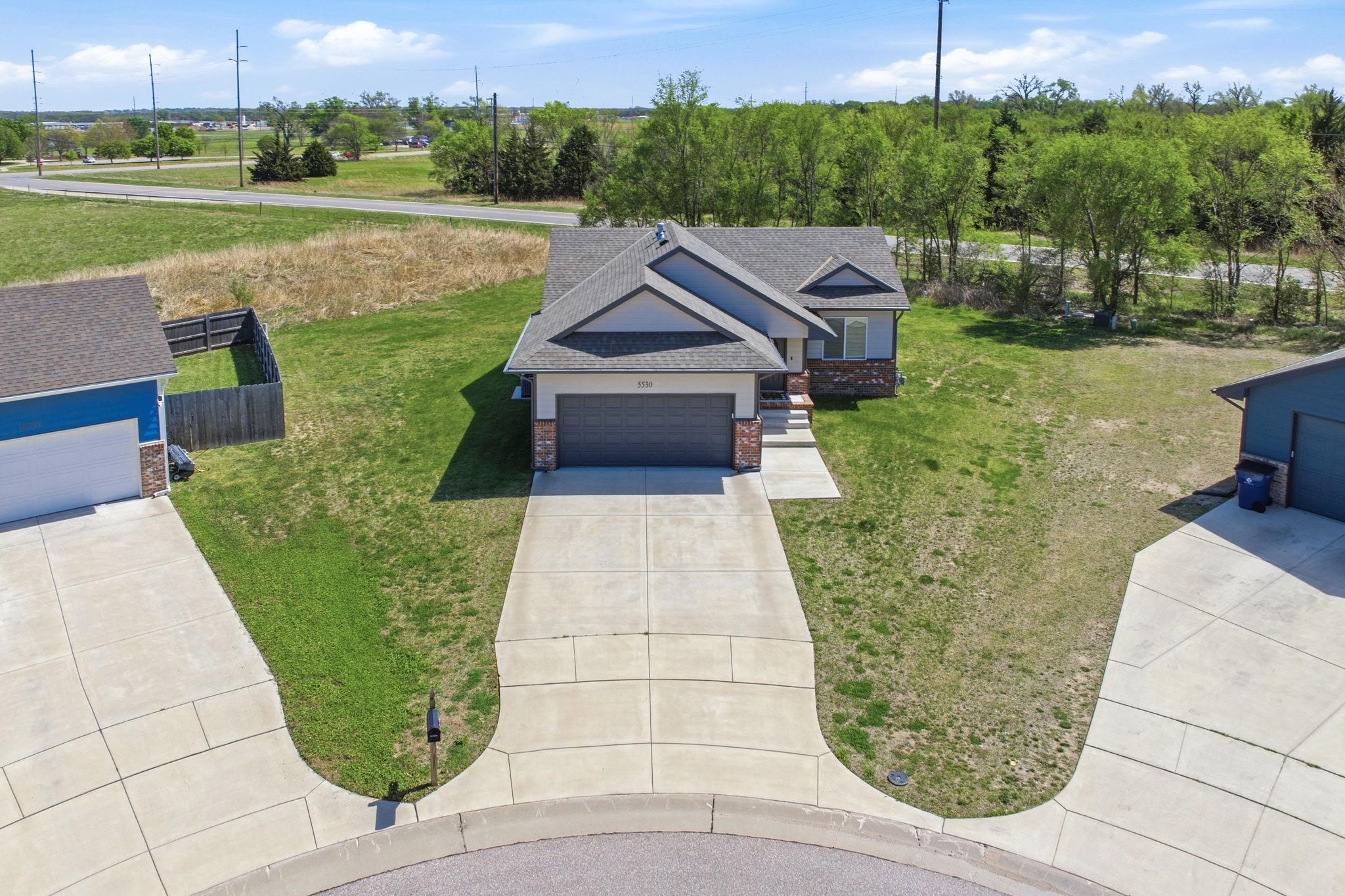5530 S Victoria Court Wichita KS 67216