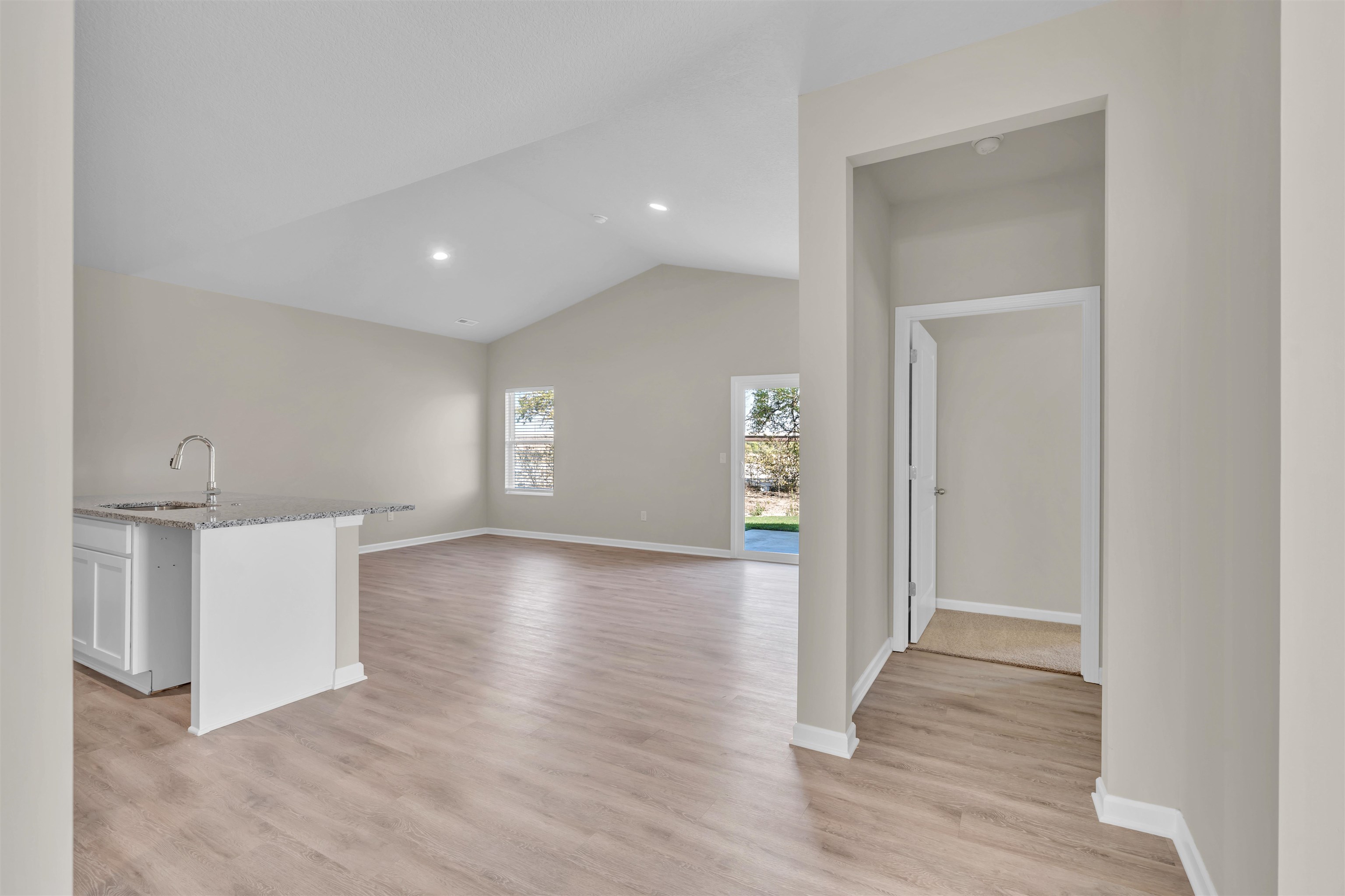 3560 E Hollandale Derby KS 67037