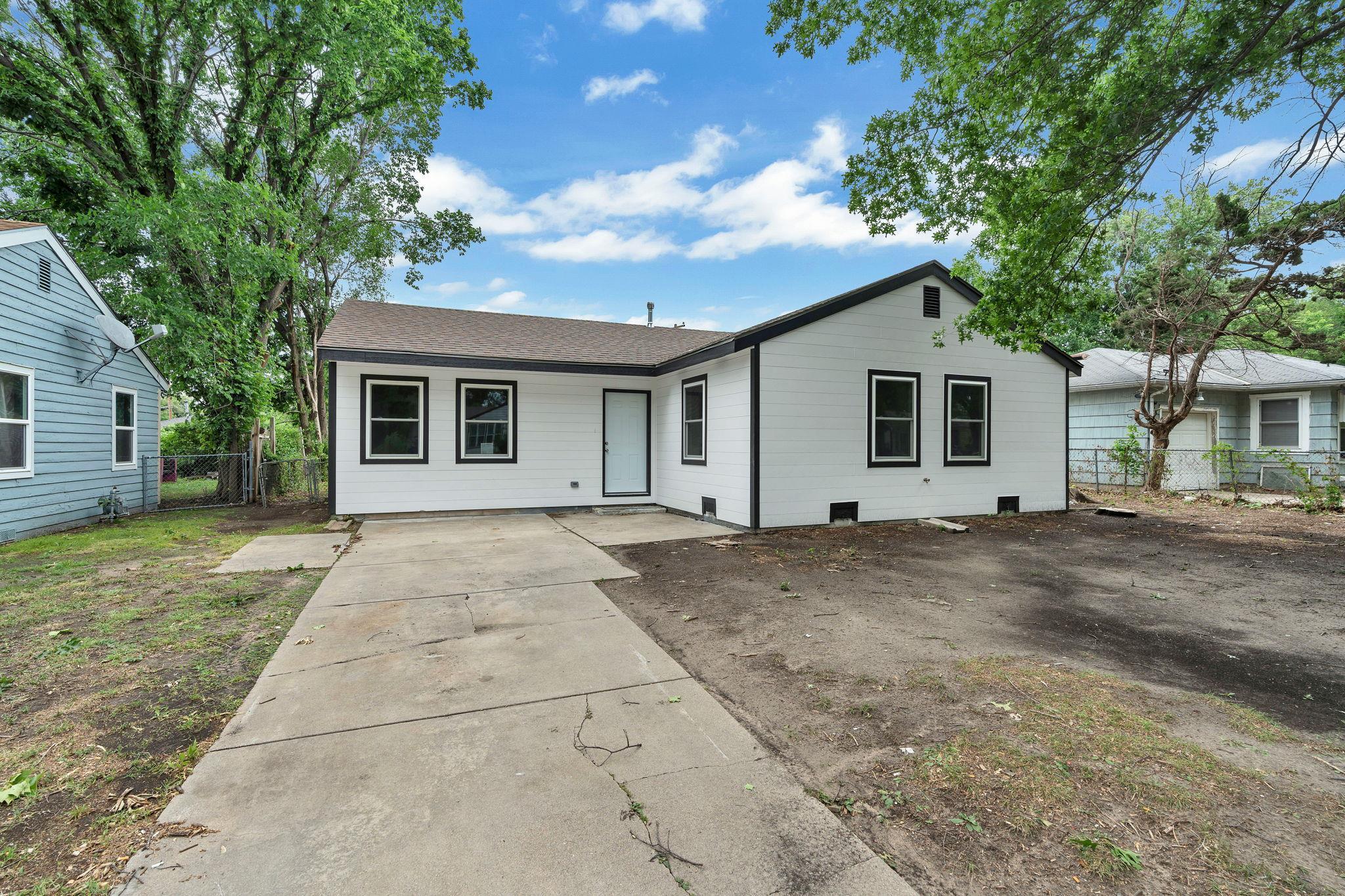 2624 N Green Wichita KS 67220