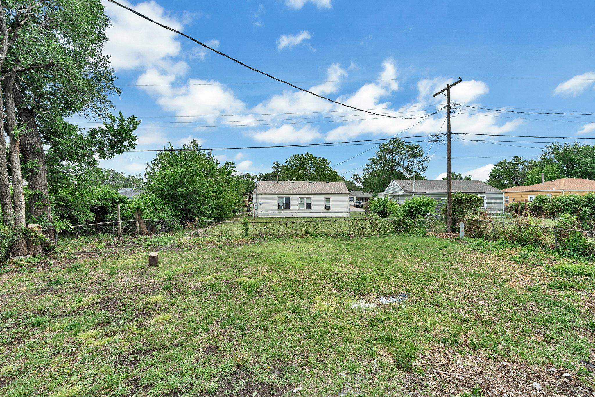 2624 N Green Wichita KS 67220