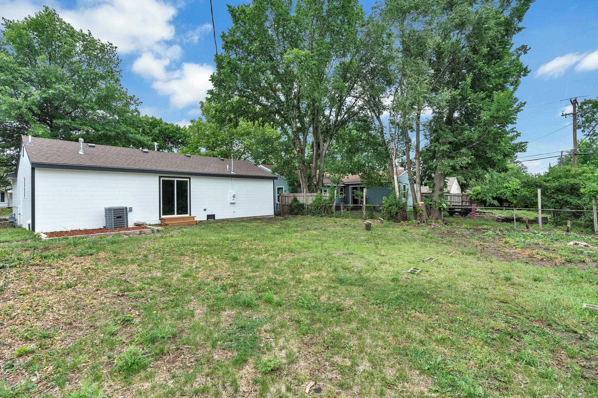 2624 N Green Wichita KS 67220