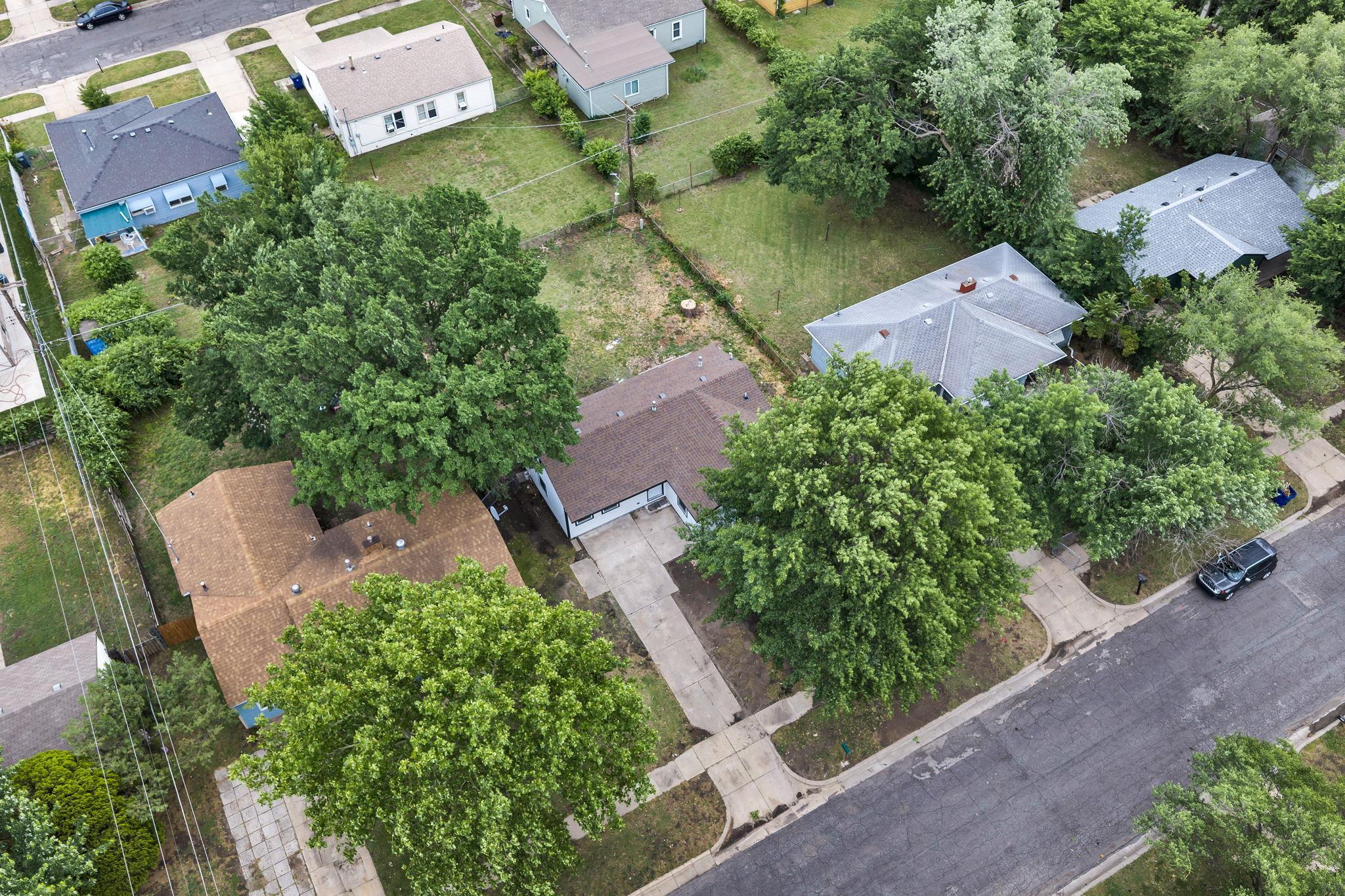 2624 N Green Wichita KS 67220