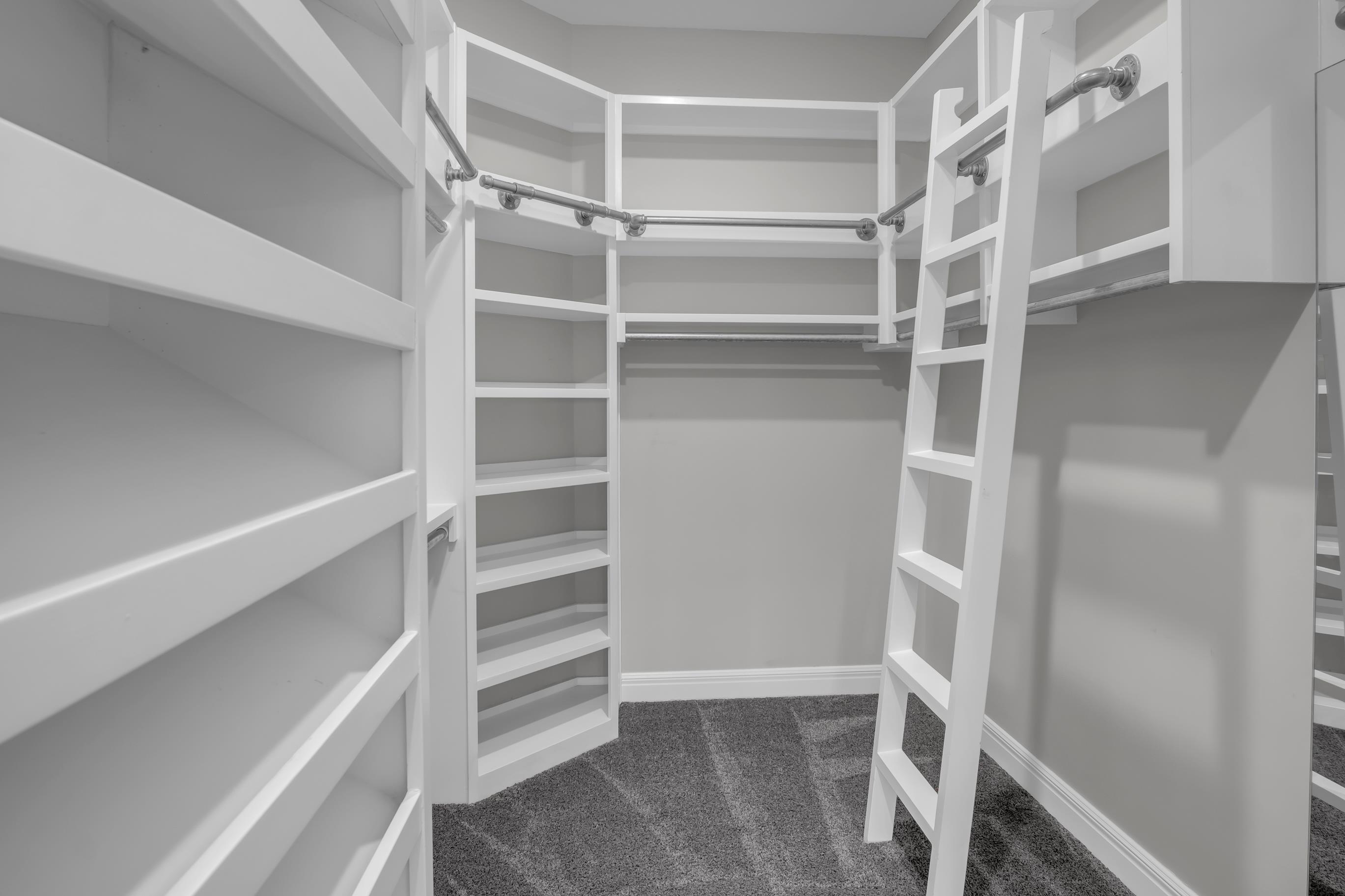 5978 E Forbes Court Bel Aire KS 67220