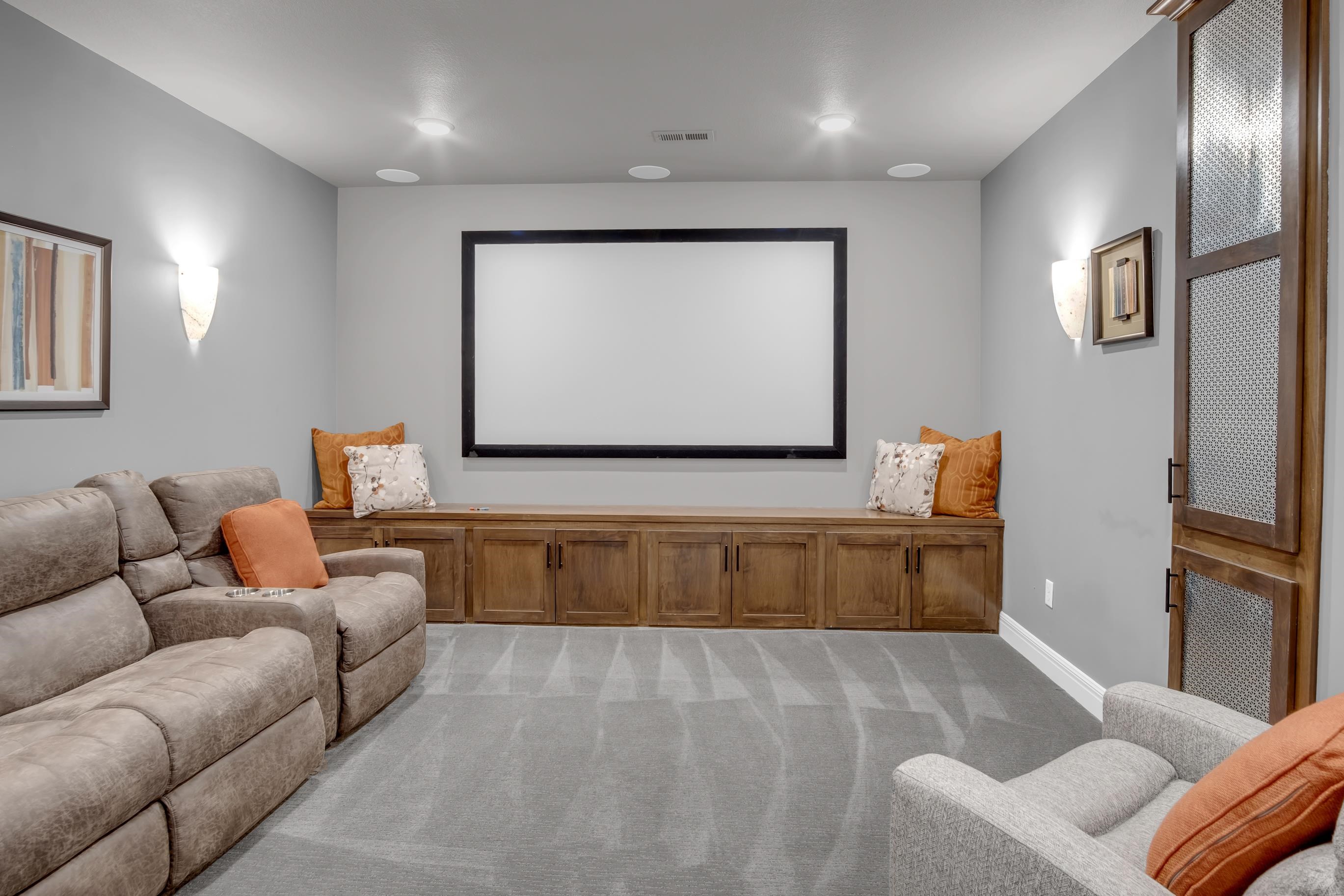 5978 E Forbes Court Bel Aire KS 67220