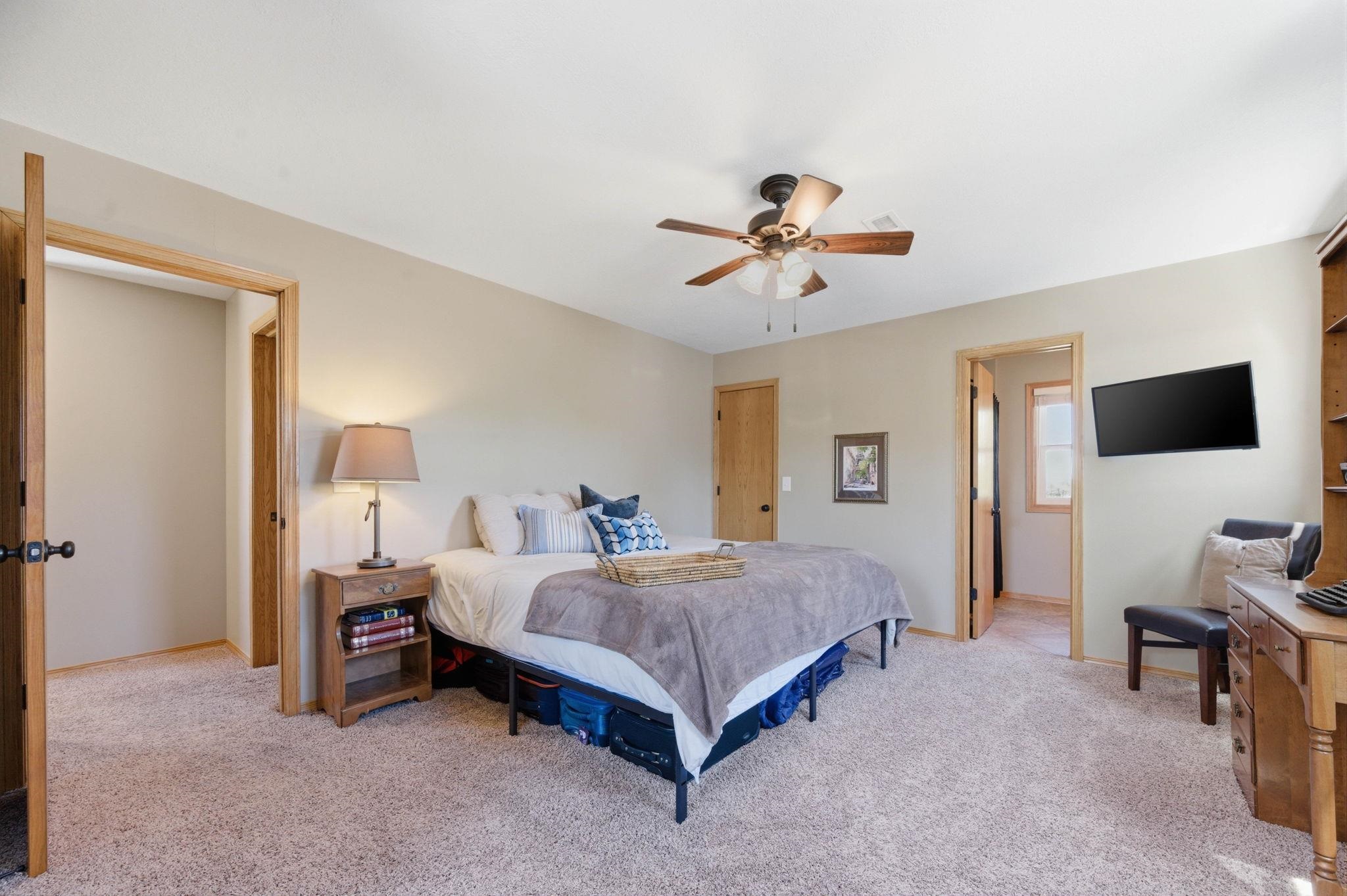2562 N Fox Run Court Wichita KS 67226