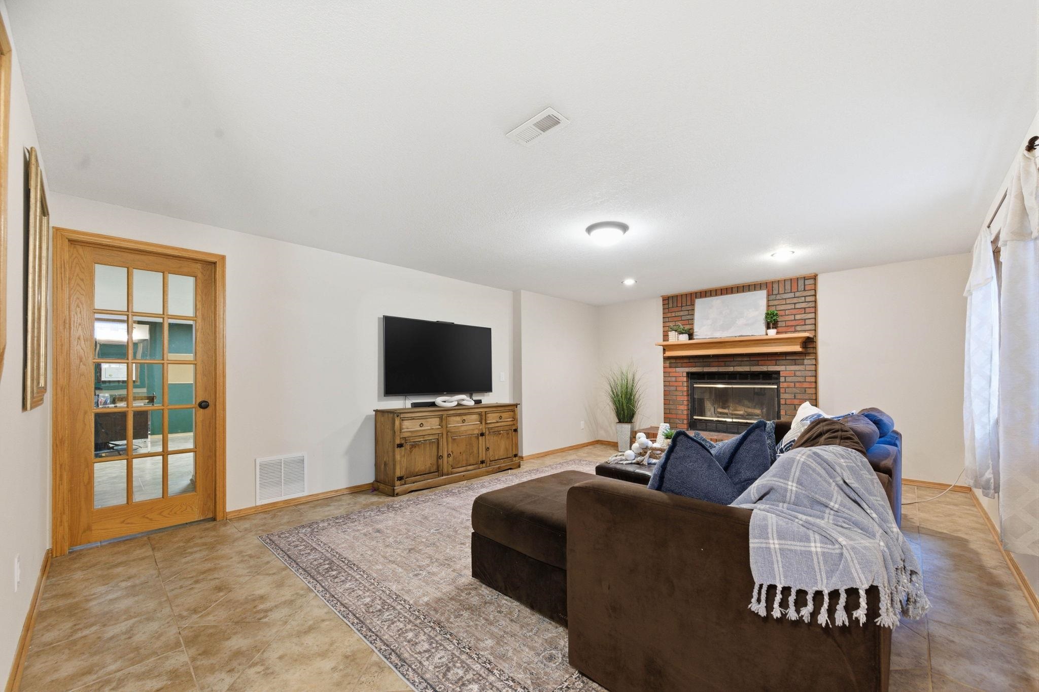 2562 N Fox Run Court Wichita KS 67226