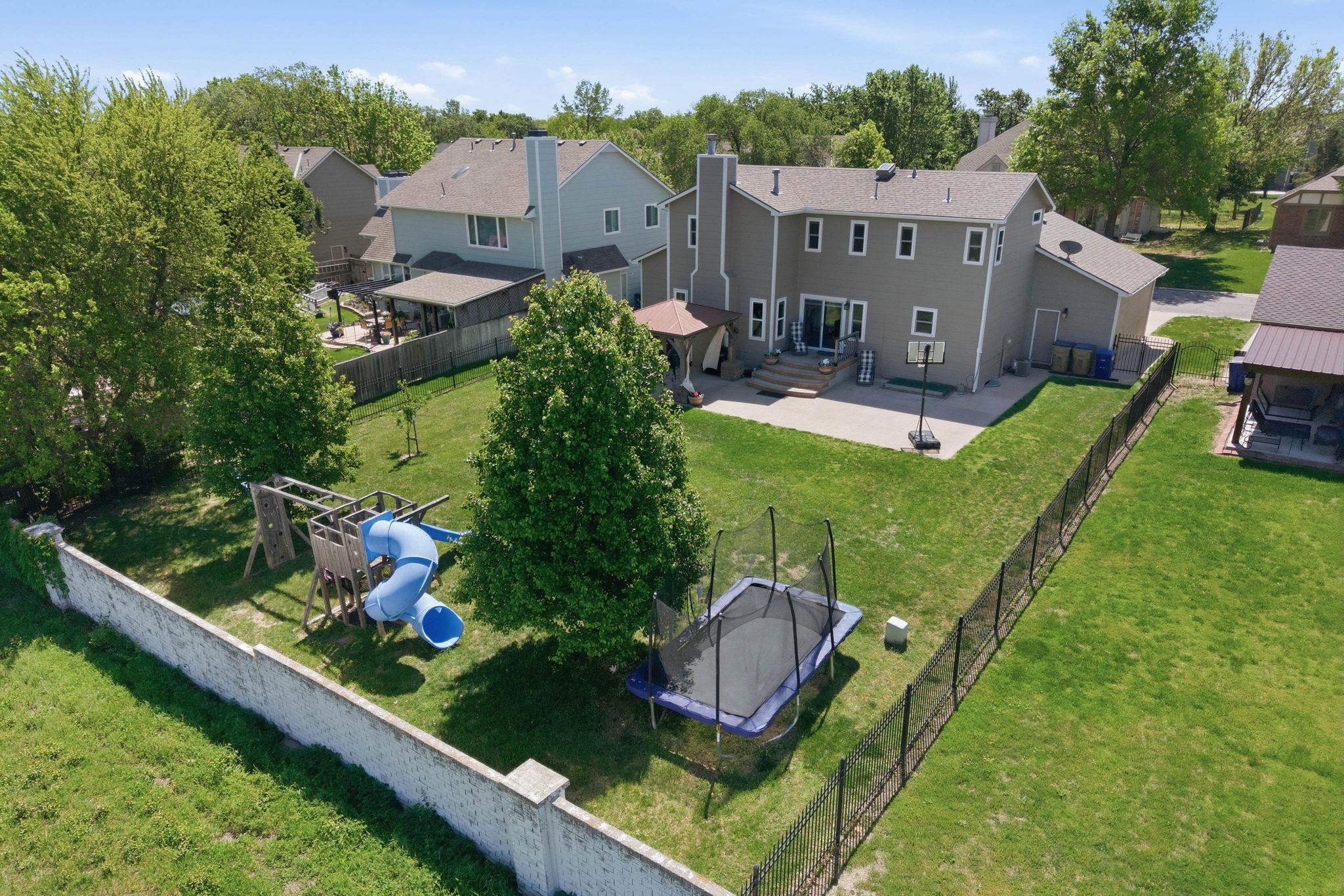 2562 N Fox Run Court Wichita KS 67226