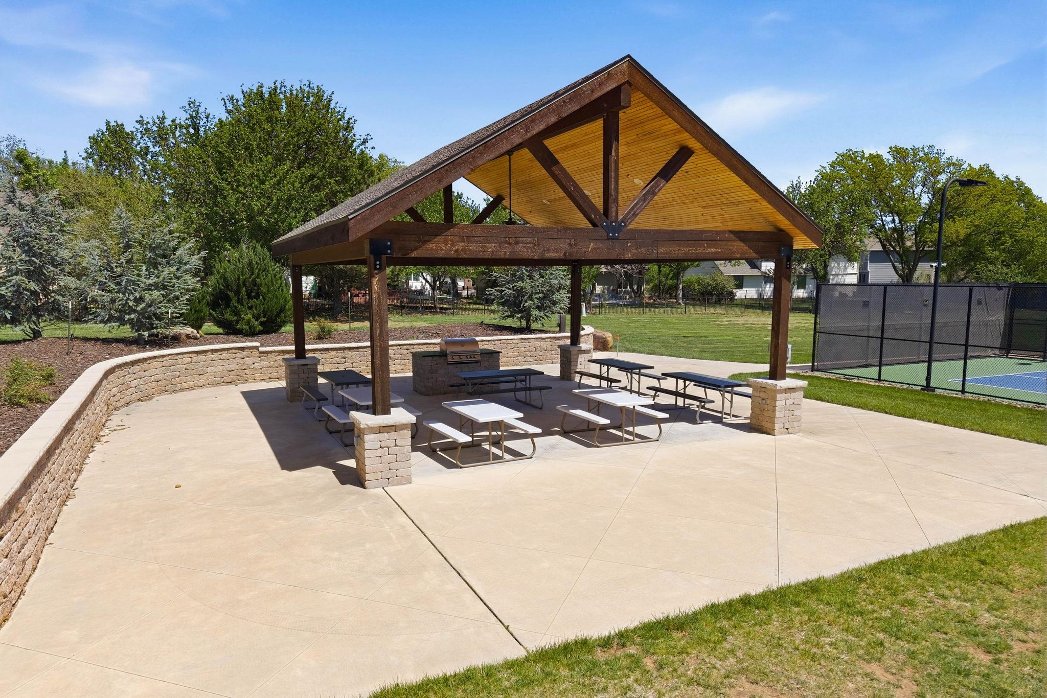 2562 N Fox Run Court Wichita KS 67226