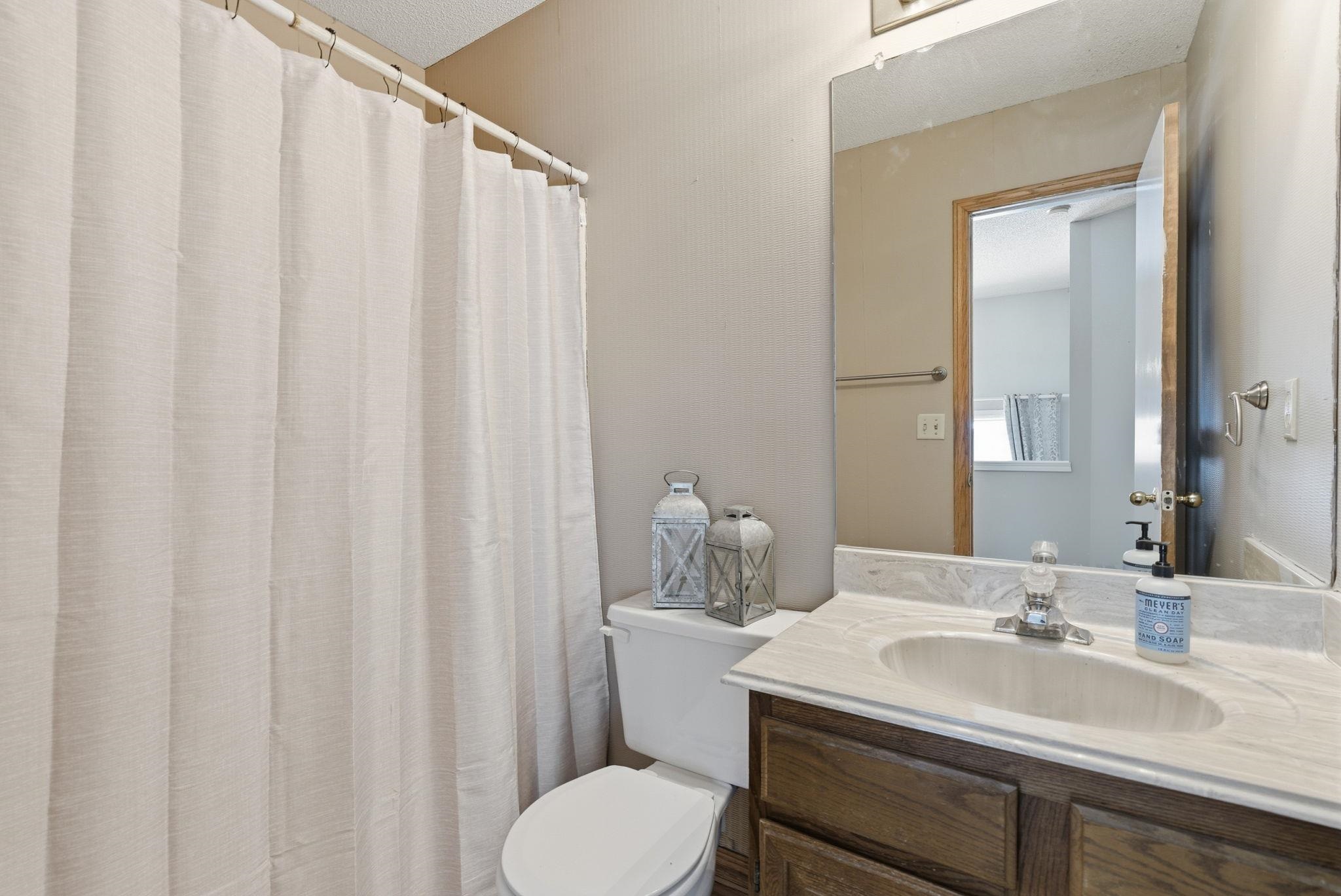 2238 N Amarado Street Wichita KS 67205