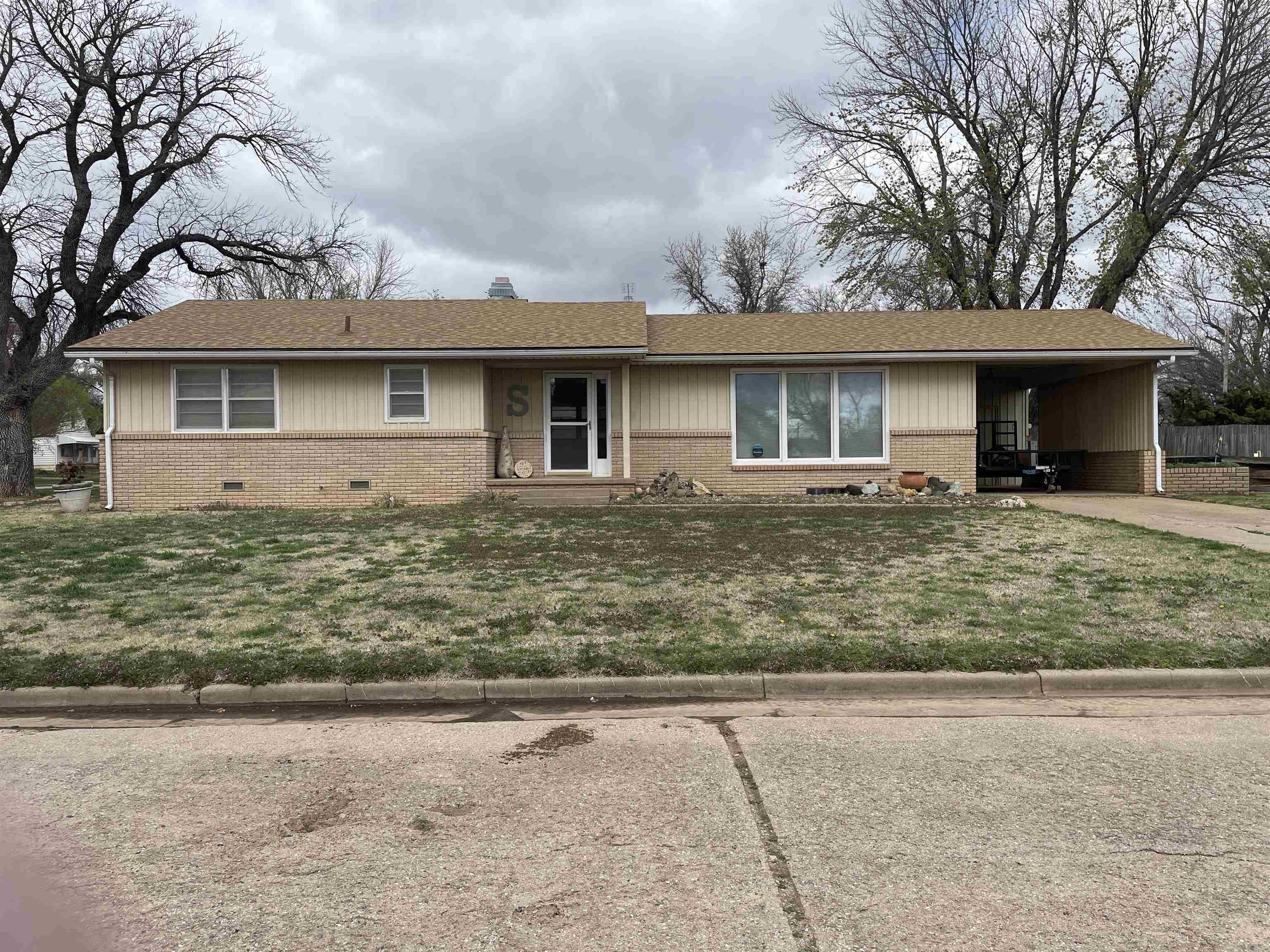 324 S Market Street Caldwell KS 67022