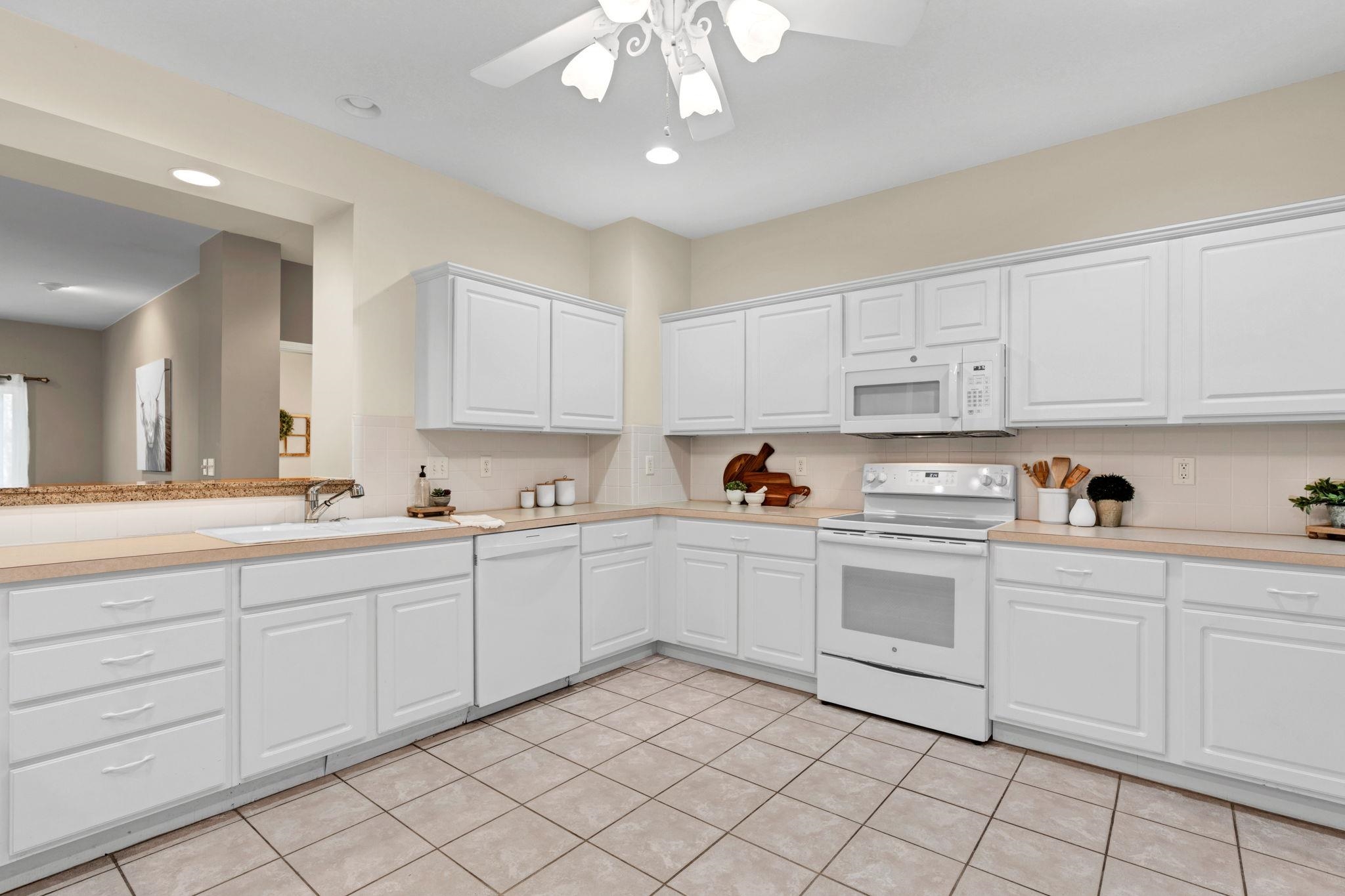 12510 E Killarney Street Wichita KS 67206