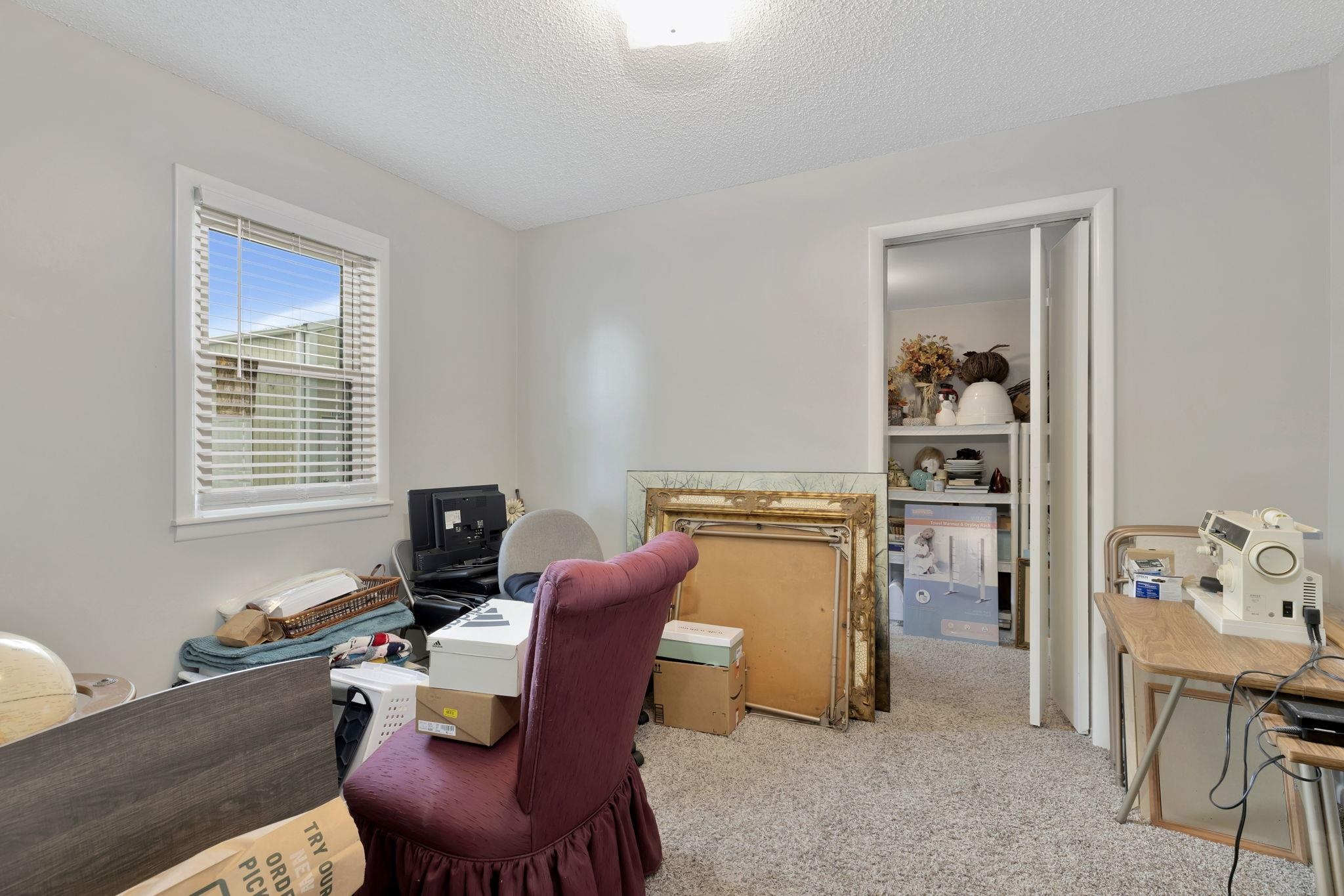 733 N Woodlawn Road Belle Plaine KS 67013