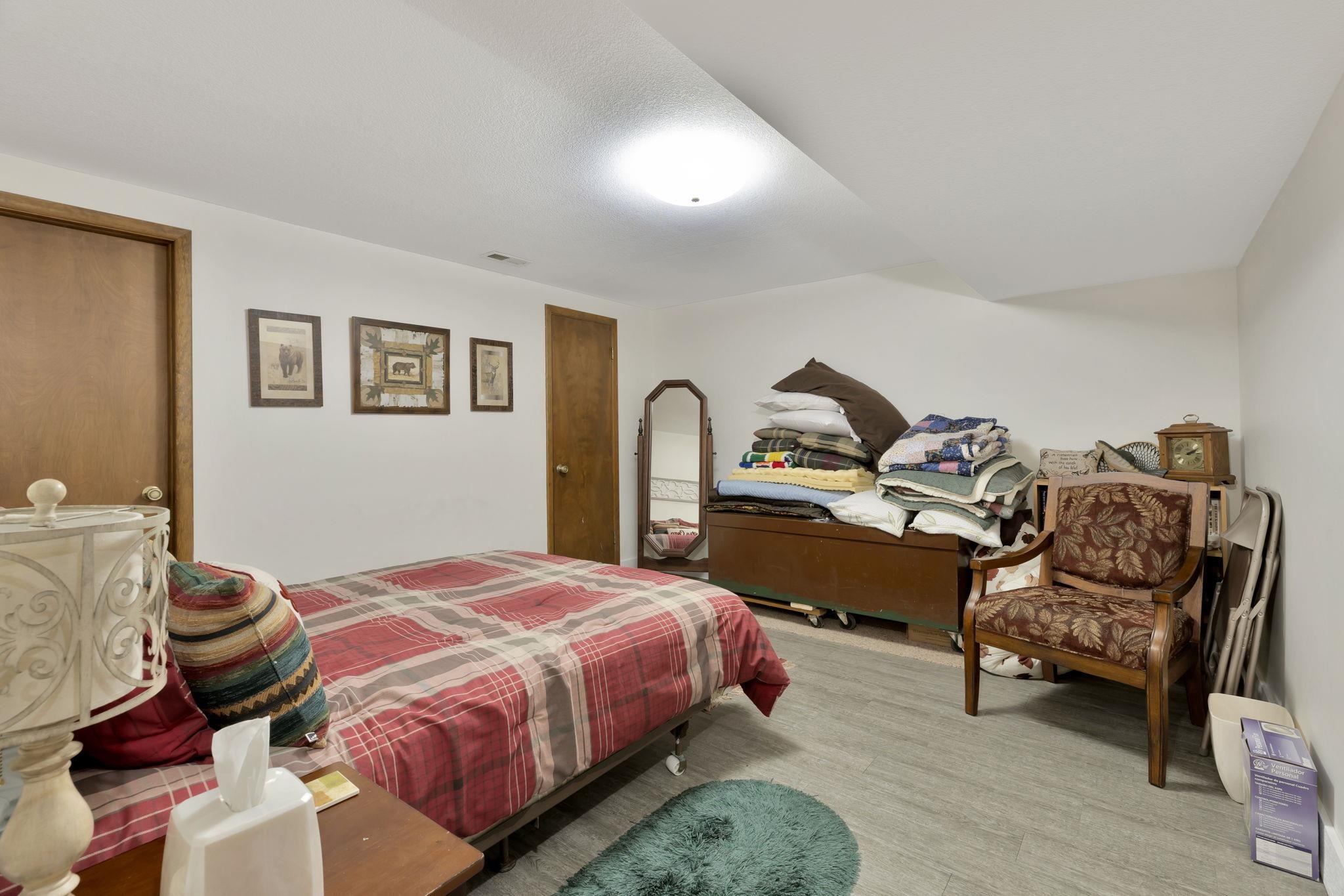 733 N Woodlawn Road Belle Plaine KS 67013