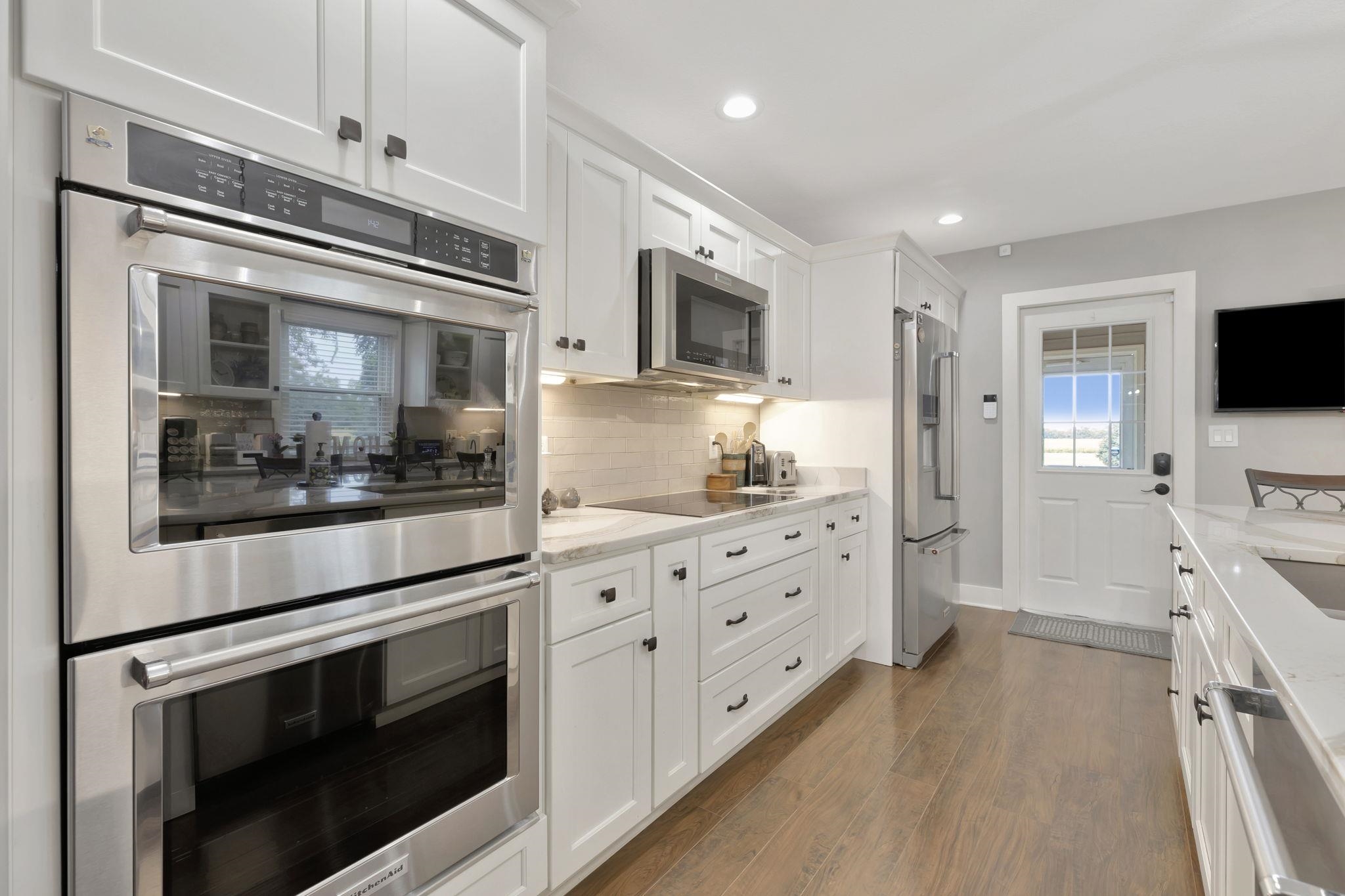 733 N Woodlawn Road Belle Plaine KS 67013