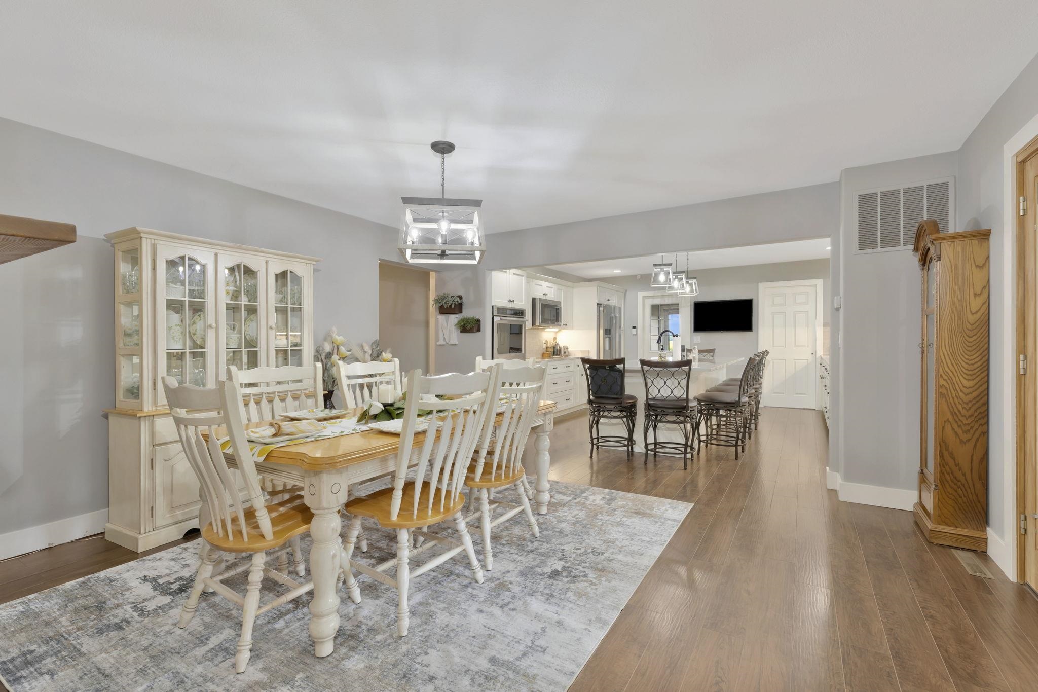 733 N Woodlawn Road Belle Plaine KS 67013