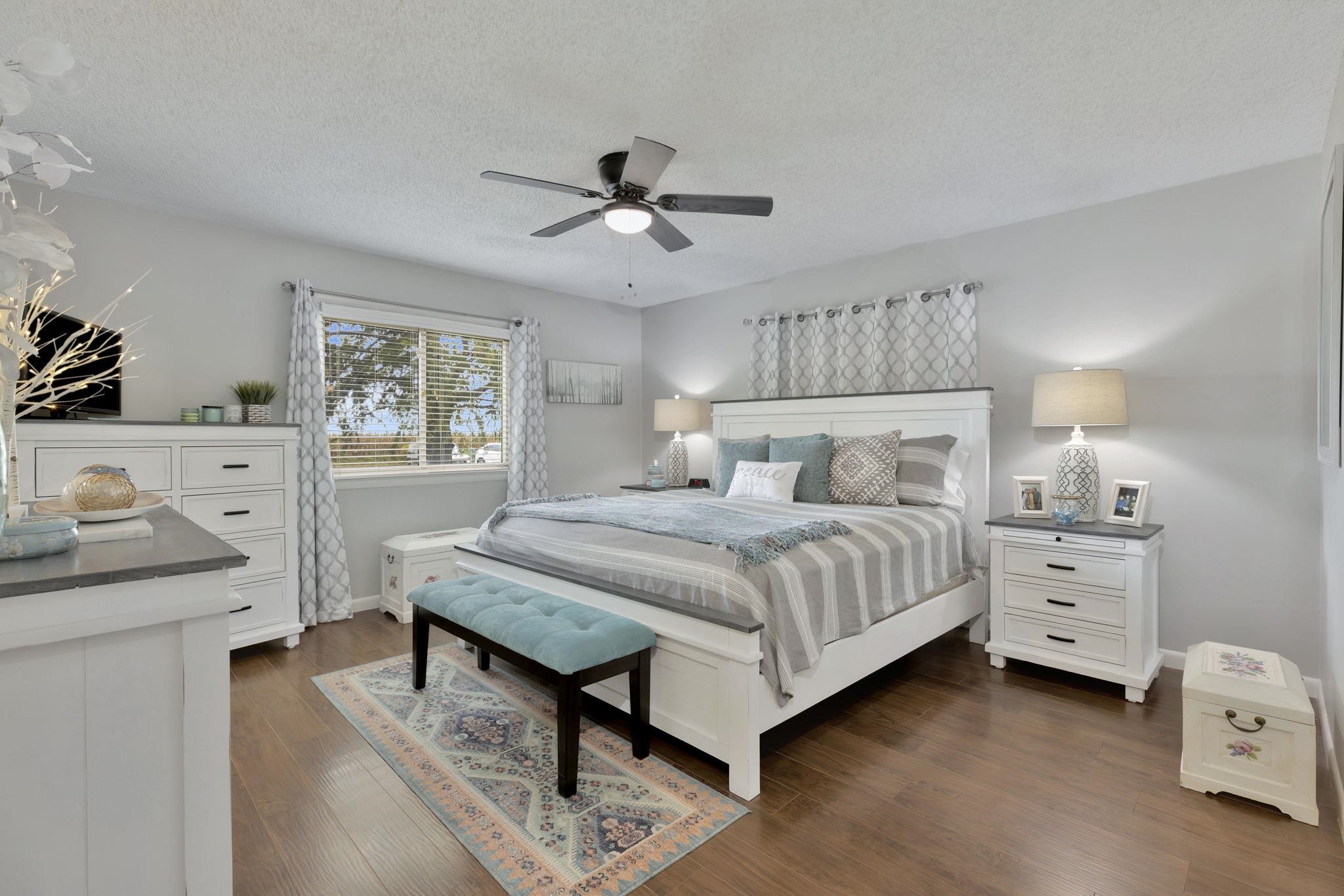 733 N Woodlawn Road Belle Plaine KS 67013