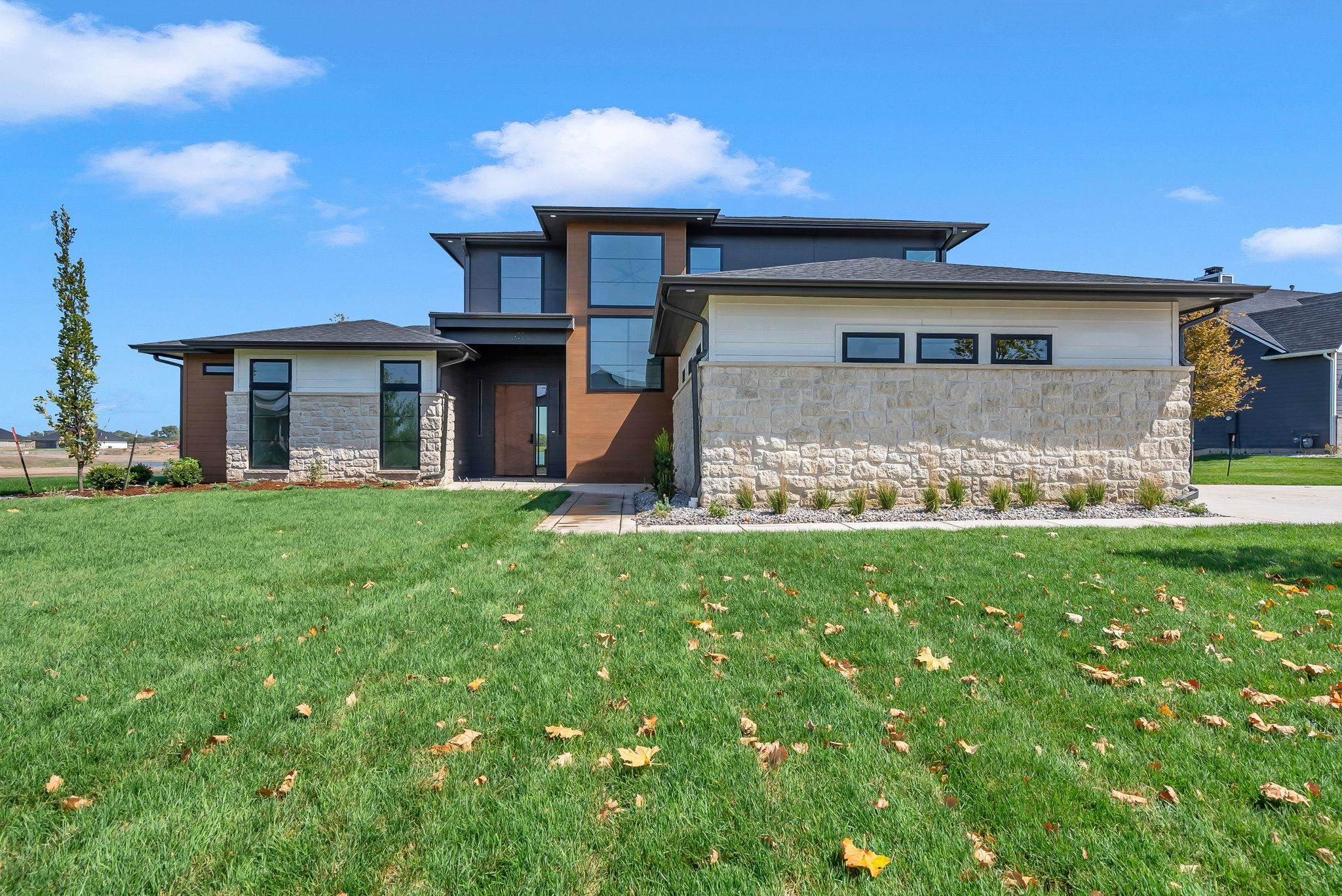 5118 Shoreside Street Maize KS 67101