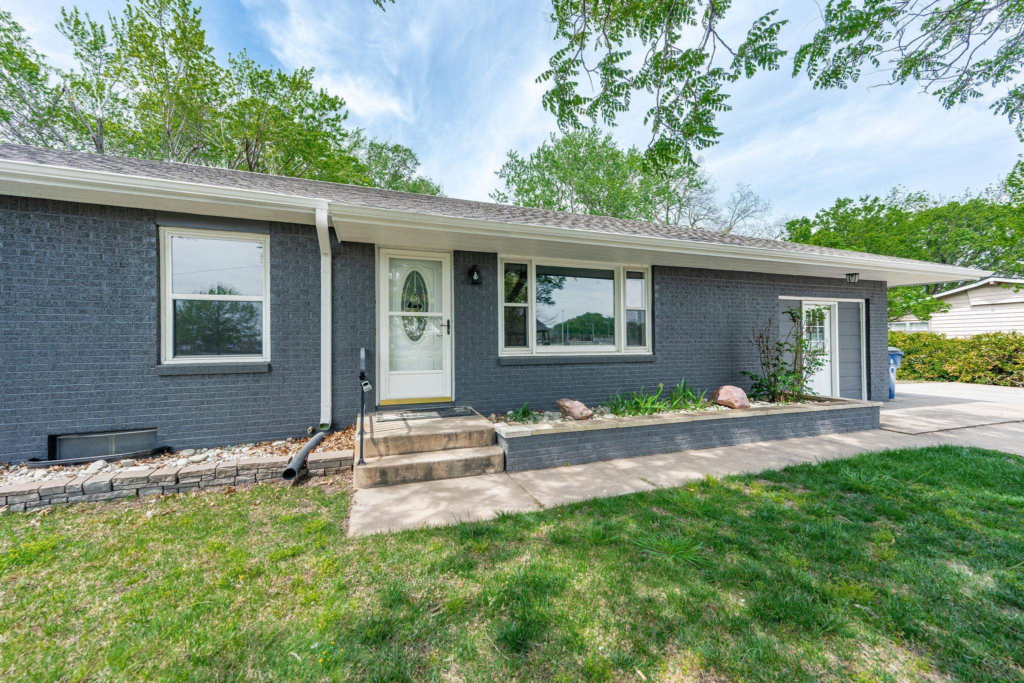 335 N Sherman Street Andale KS 67001