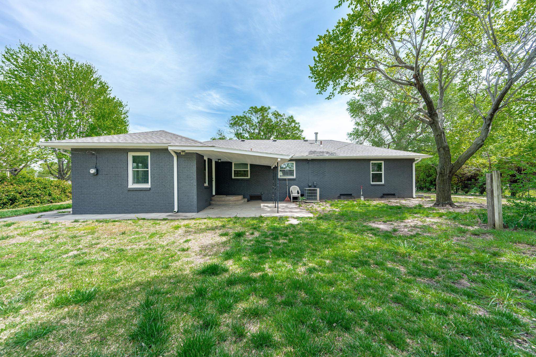 335 N Sherman Street Andale KS 67001