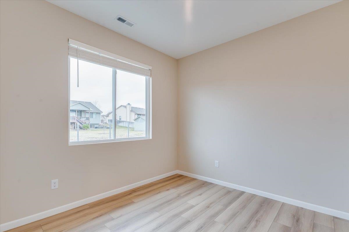 2431 S Wheatland Court Wichita KS 67235