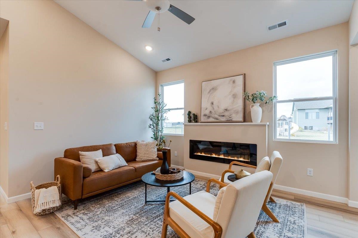 2431 S Wheatland Court Wichita KS 67235