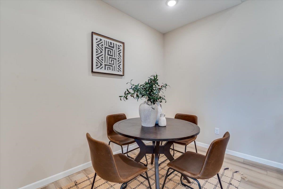 2431 S Wheatland Court Wichita KS 67235