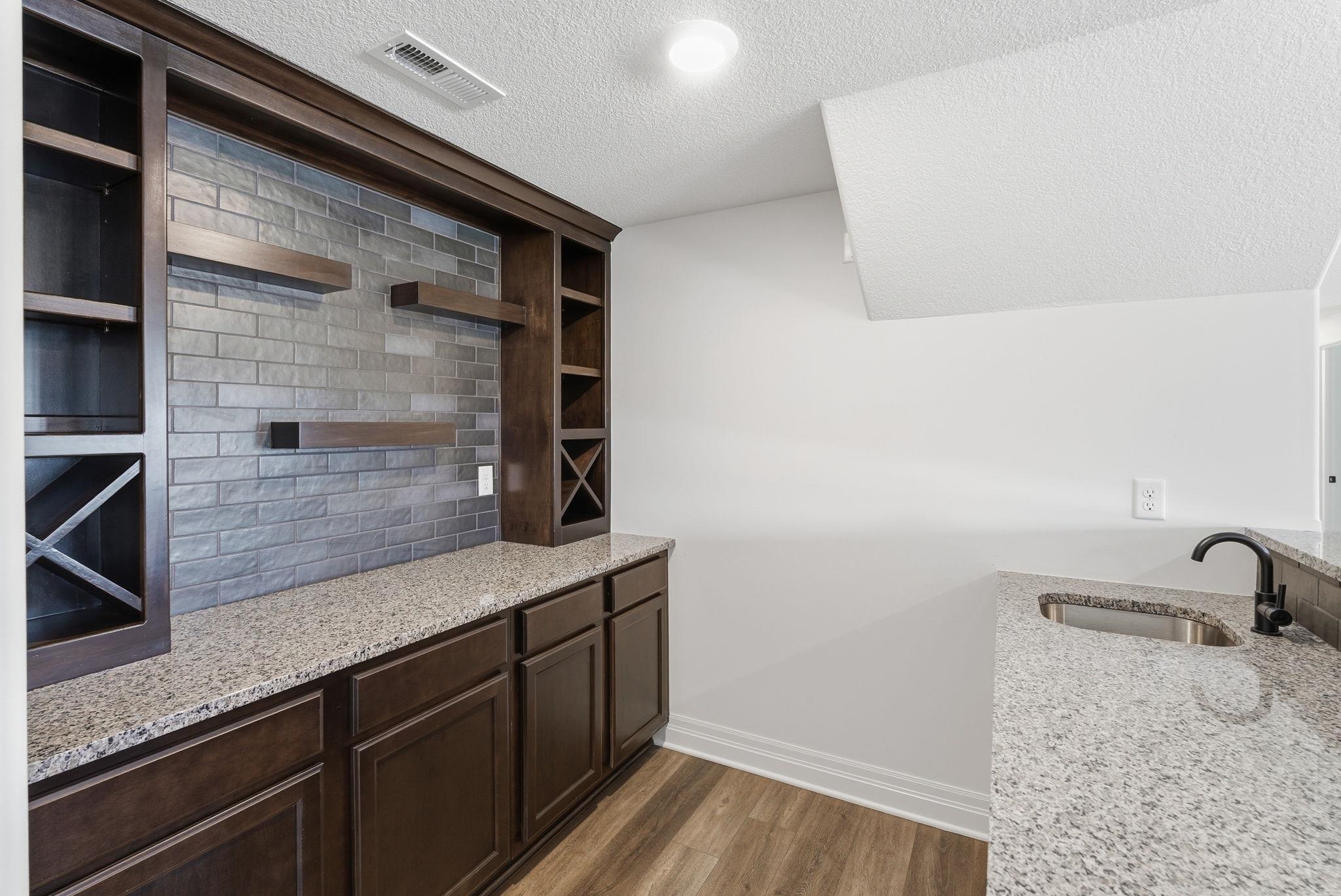 3432 S Lori Court Wichita KS 67210