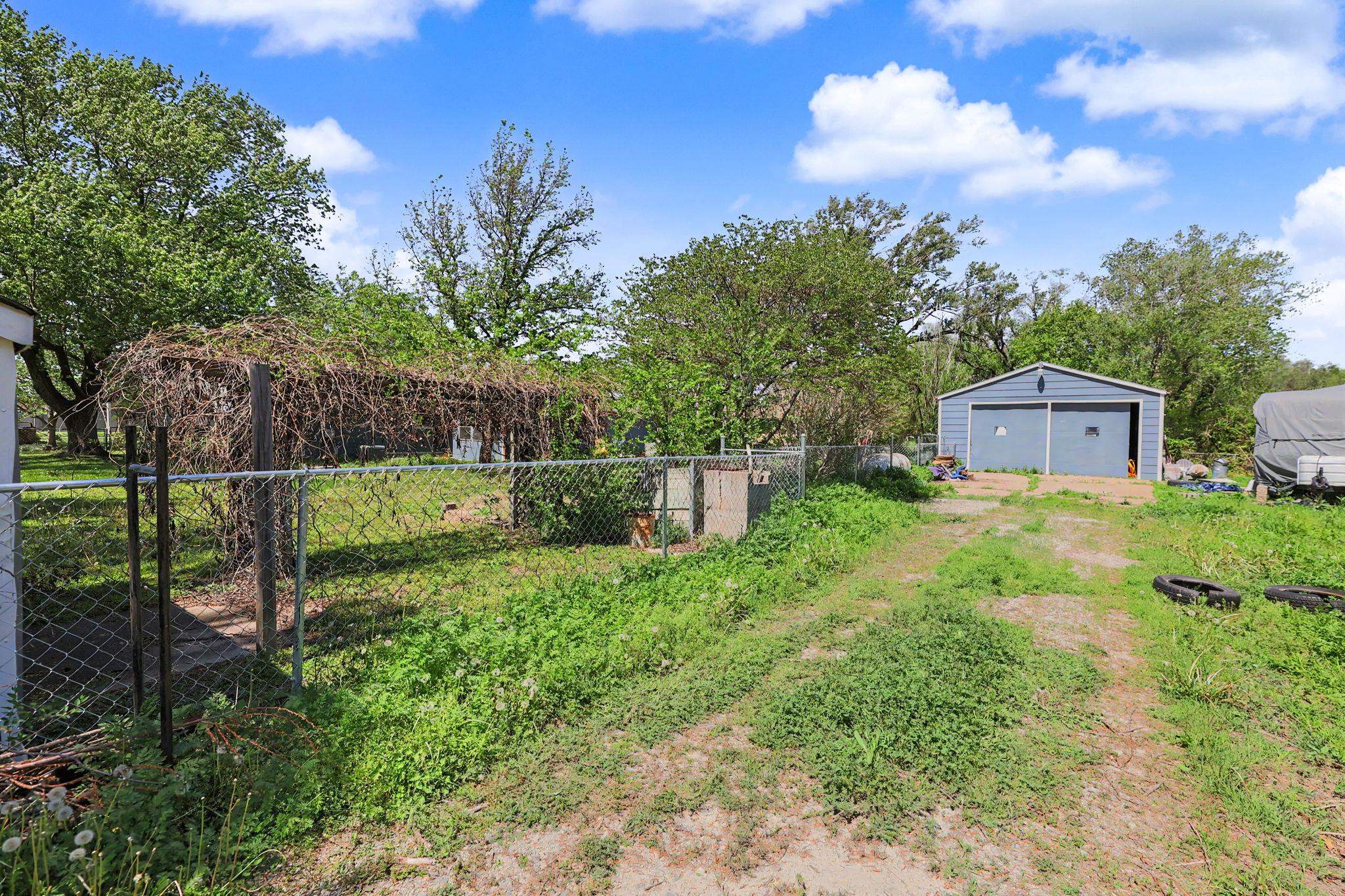 1946 N 135th Street W Wichita KS 67235