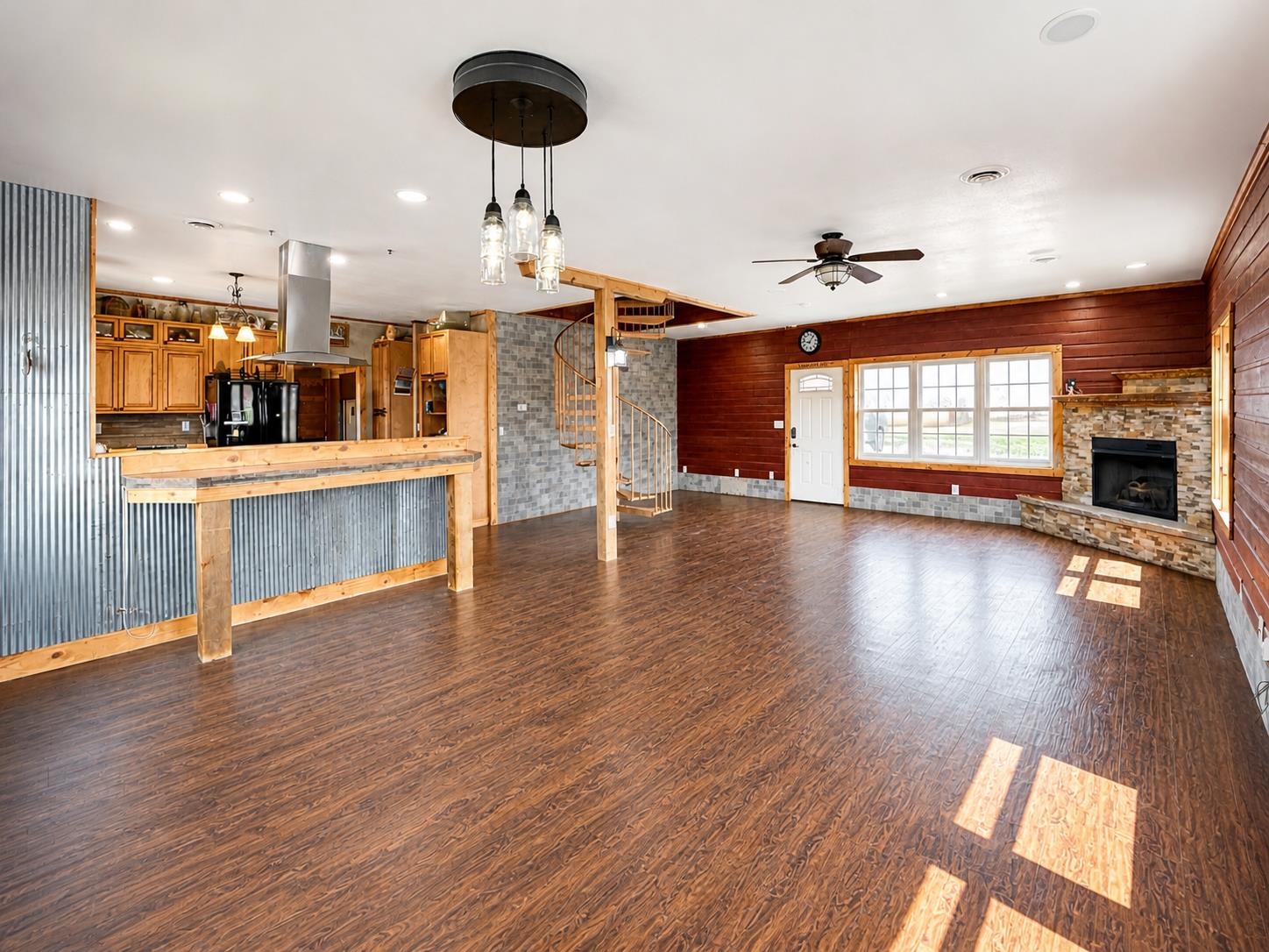 33225 Wabaunsee Alma KS 66401