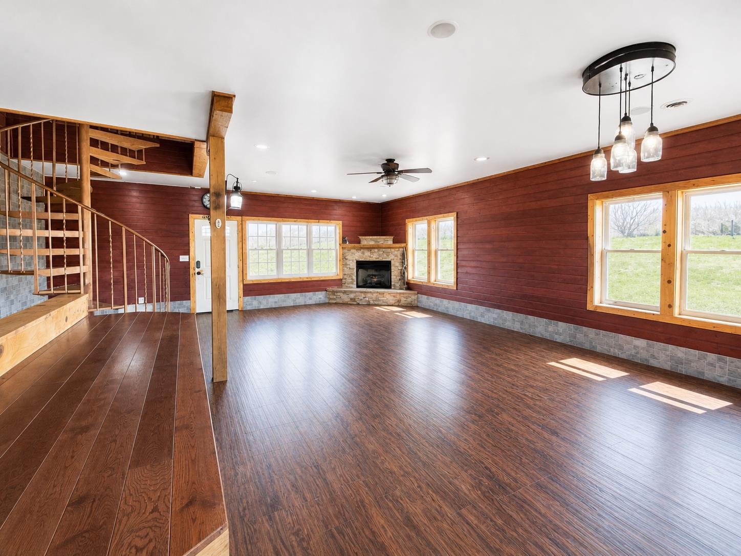 33225 Wabaunsee Alma KS 66401