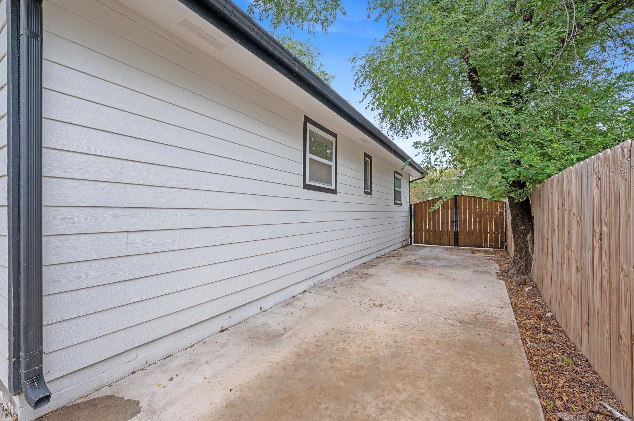 2115 N Waco Avenue Wichita KS 67203