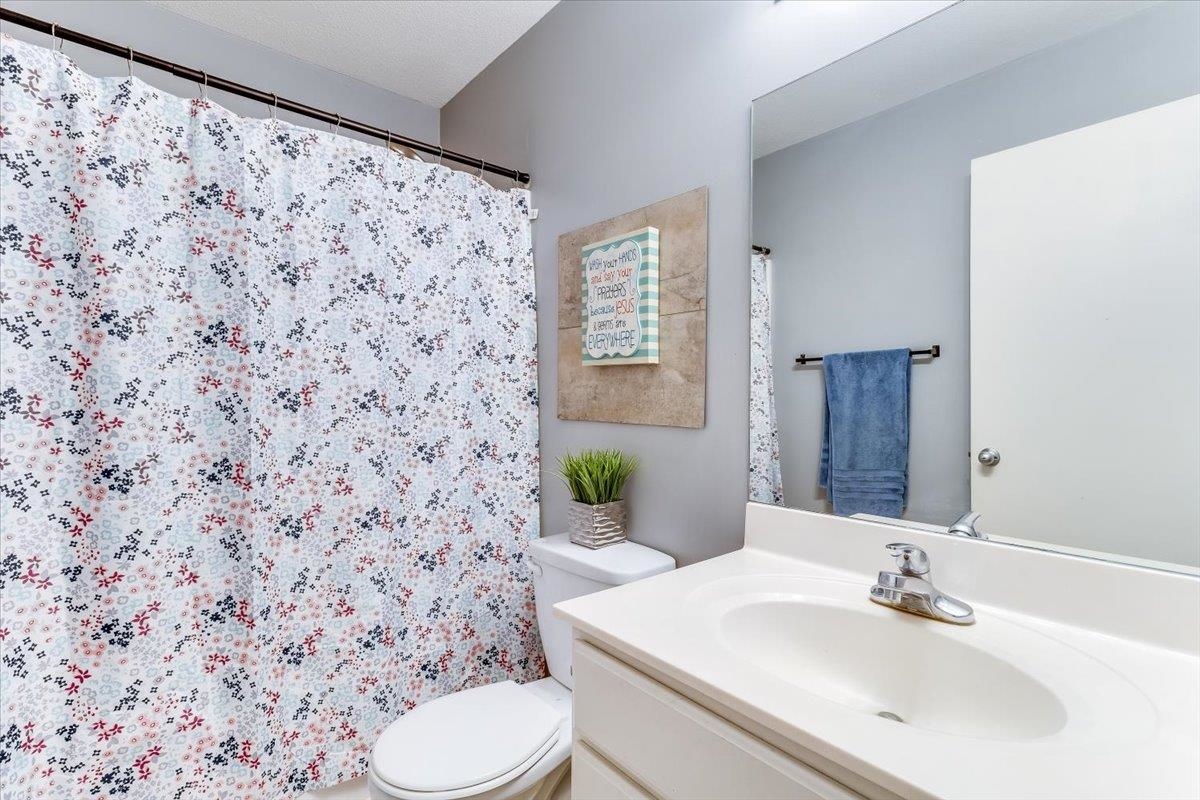 216 W Poplar Street Goddard KS 67052