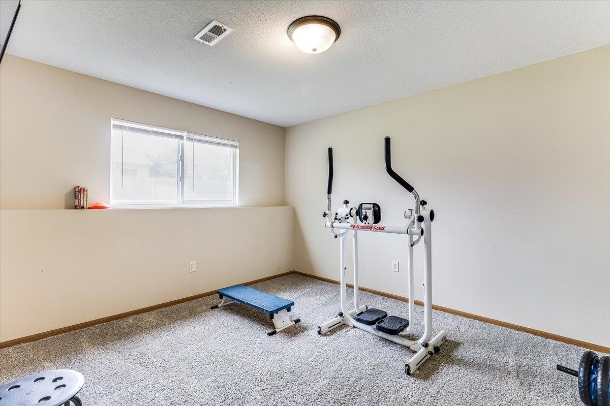 216 W Poplar Street Goddard KS 67052