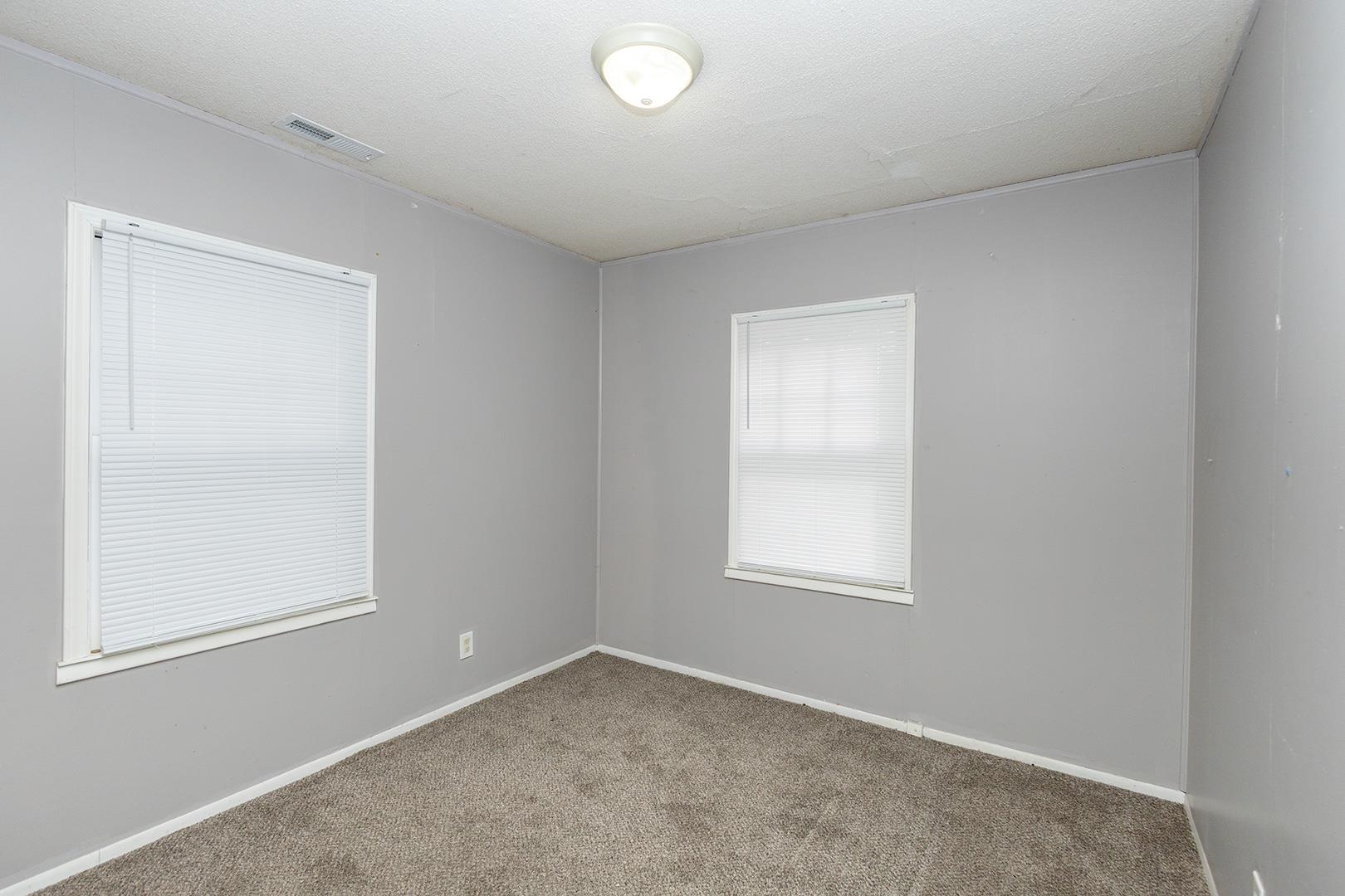 633 Harding Wichita KS 67208