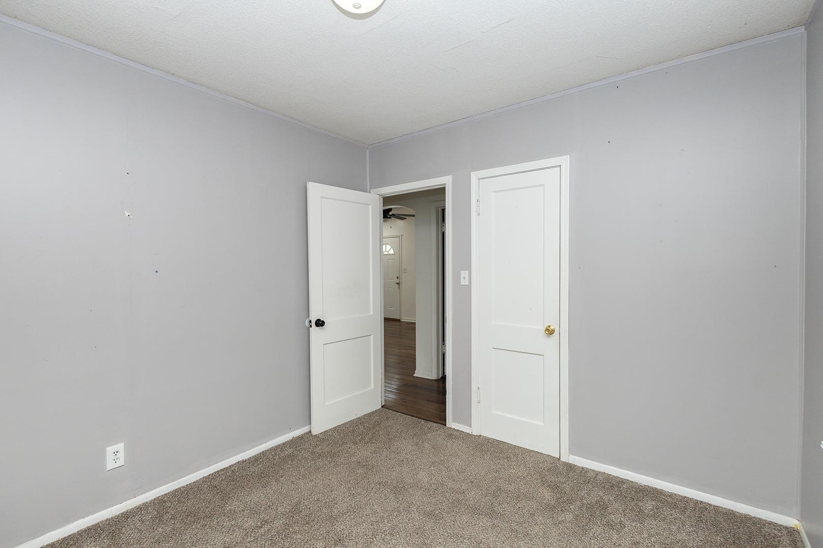 633 Harding Wichita KS 67208