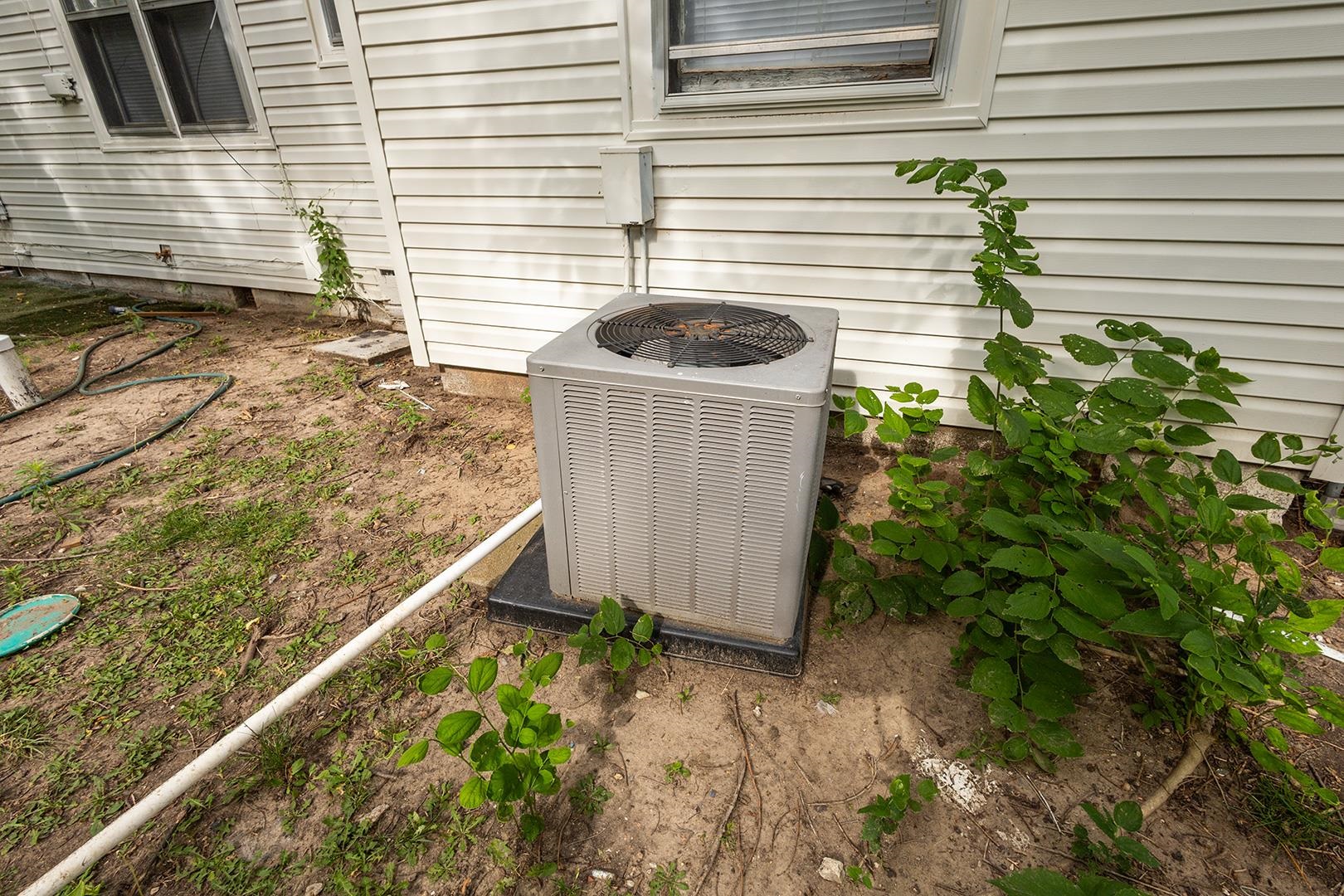 633 Harding Wichita KS 67208