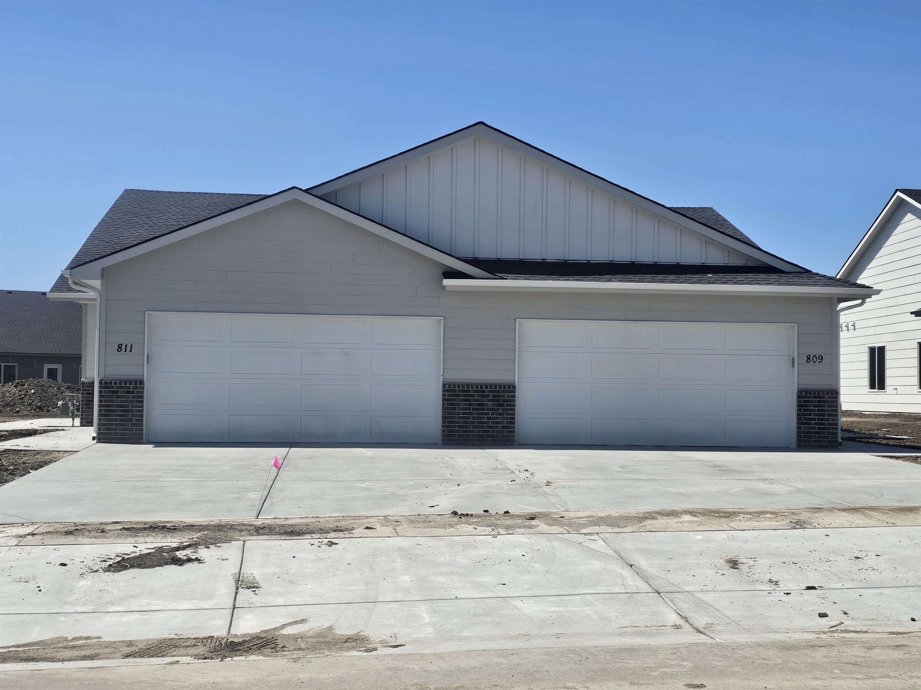 922 S Fox Ridge Newton KS 67114