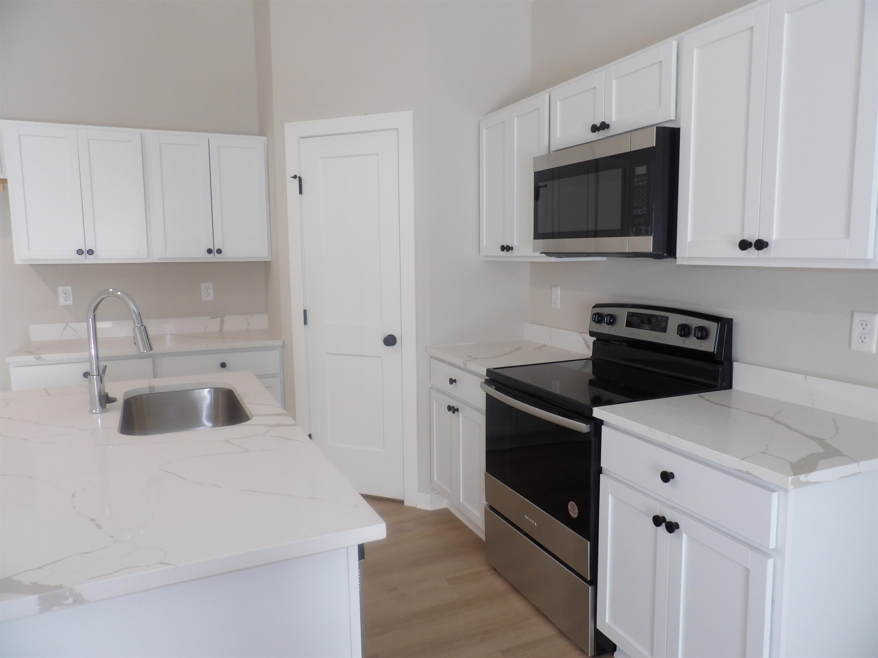 922 S Fox Ridge Newton KS 67114