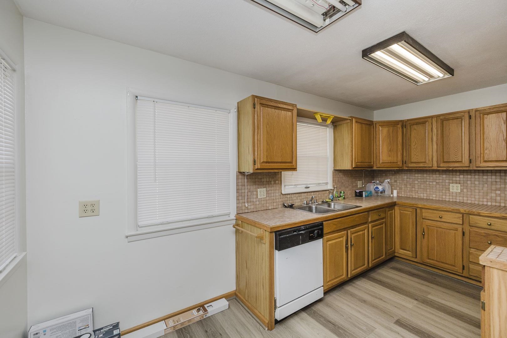 7802 E Morris Wichita KS 67207