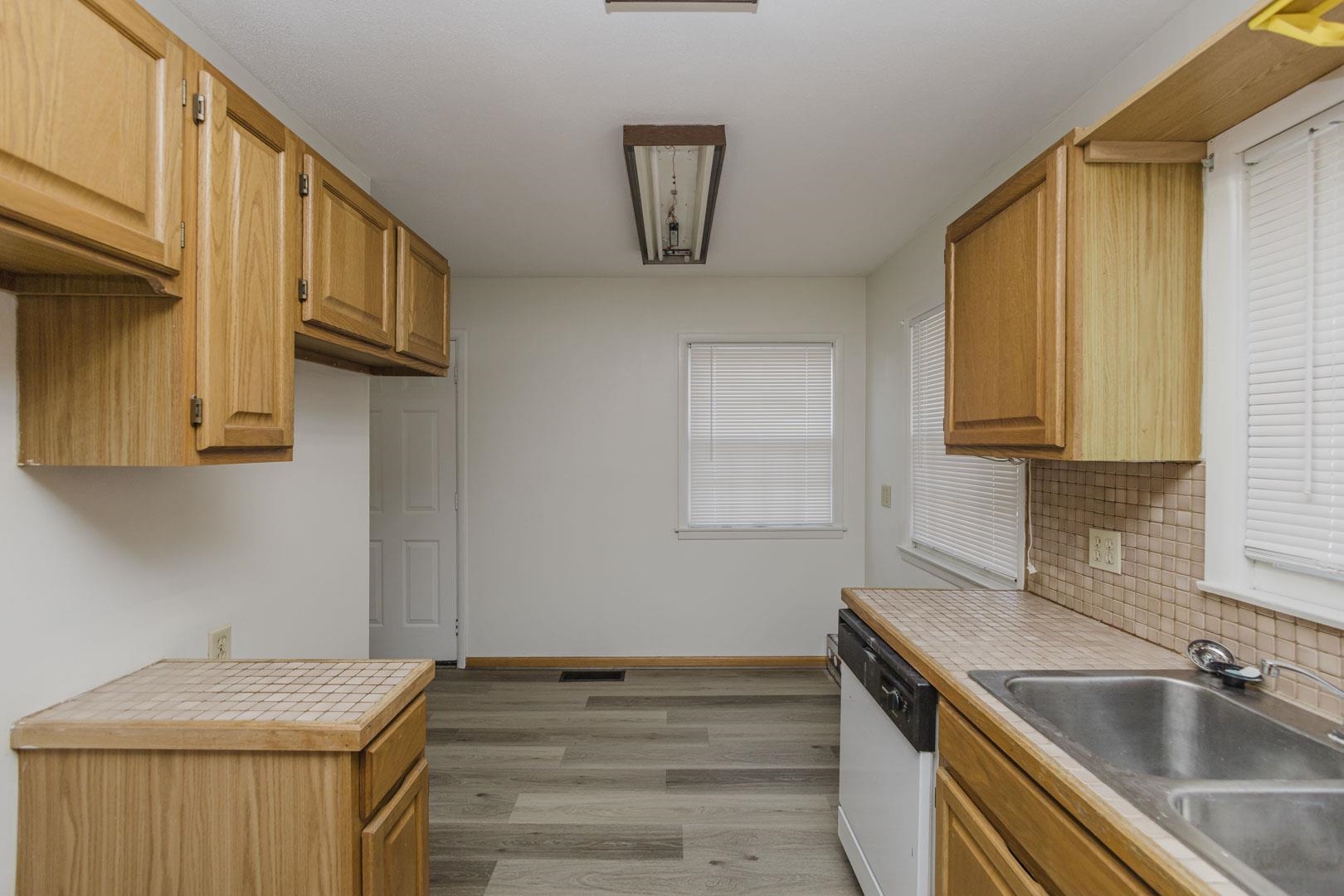 7802 E Morris Wichita KS 67207